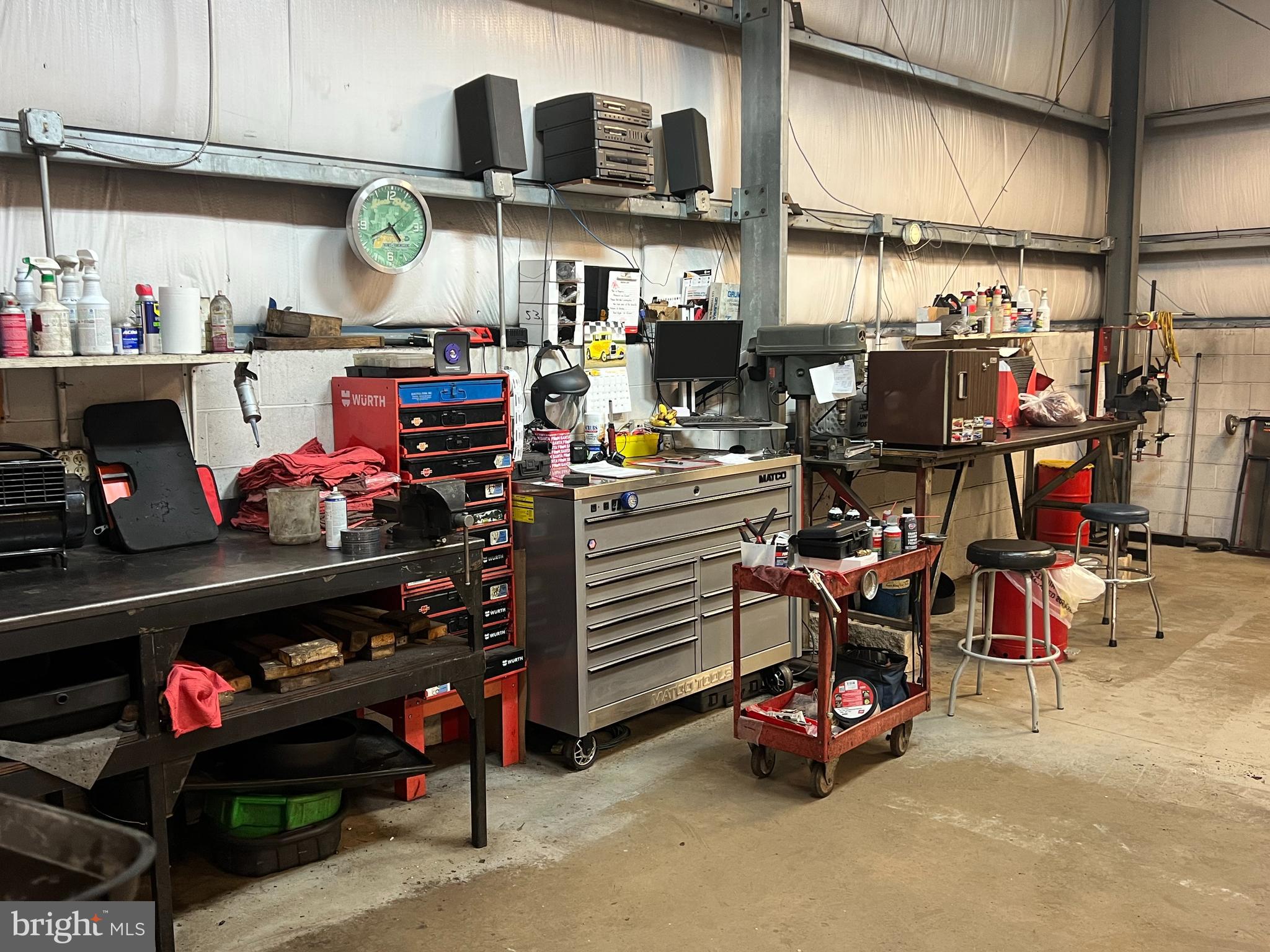 CITY PARK - Commercial Lease