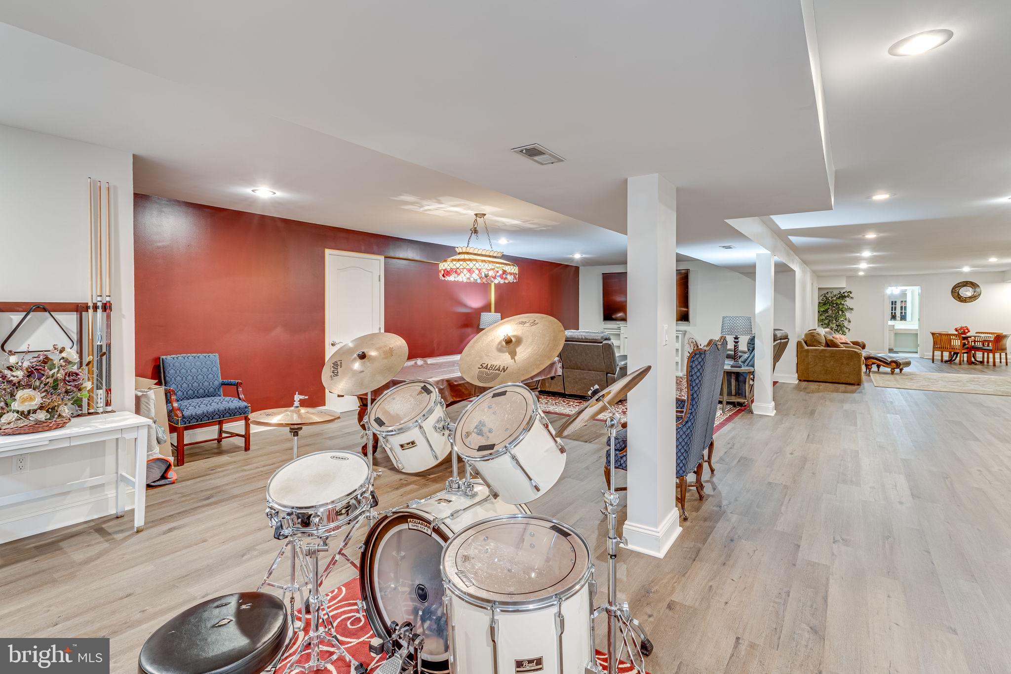 CANTERBURY ESTATES - Residential