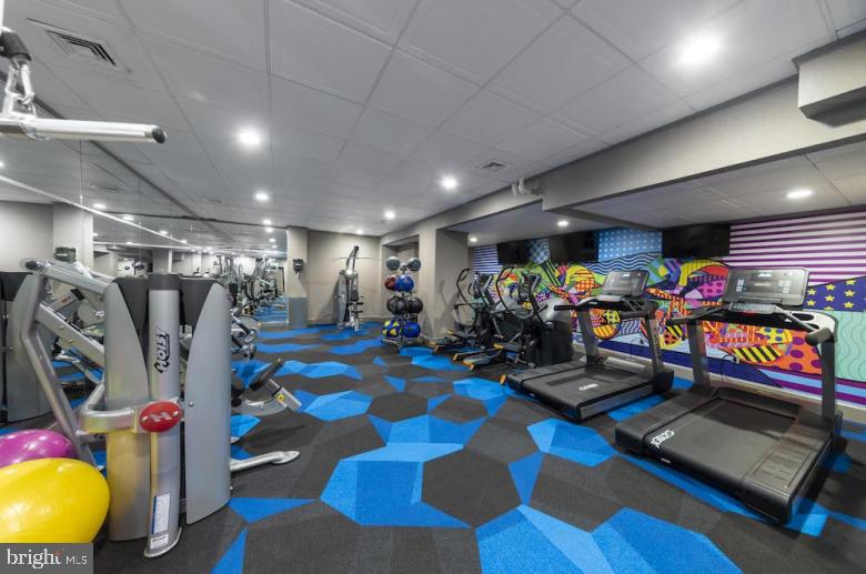 RITTENHOUSE SQUARE - Residential Lease