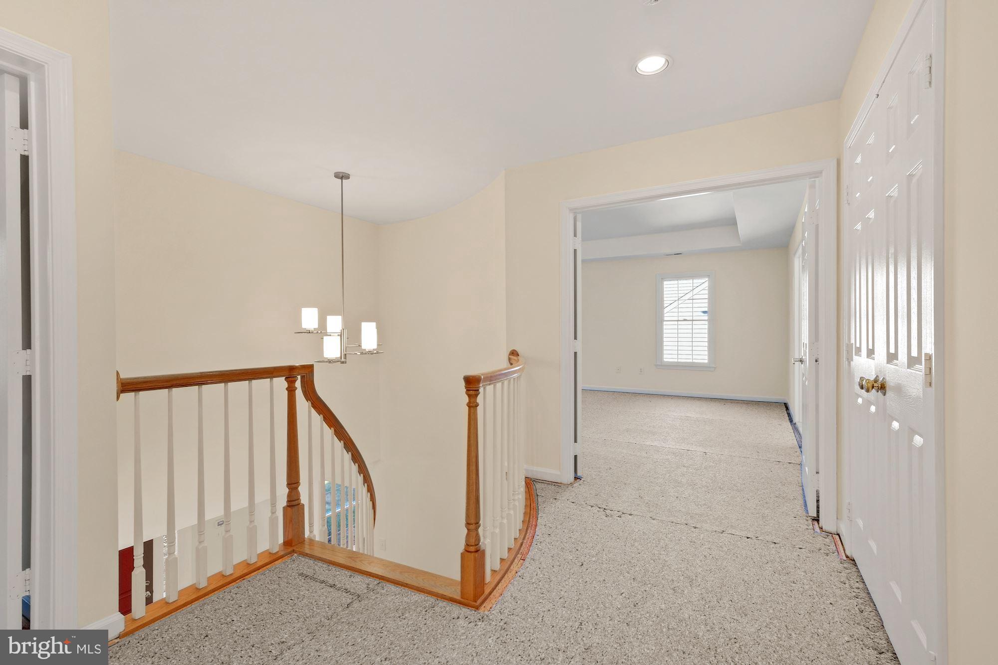 FALLS FARM - Residential