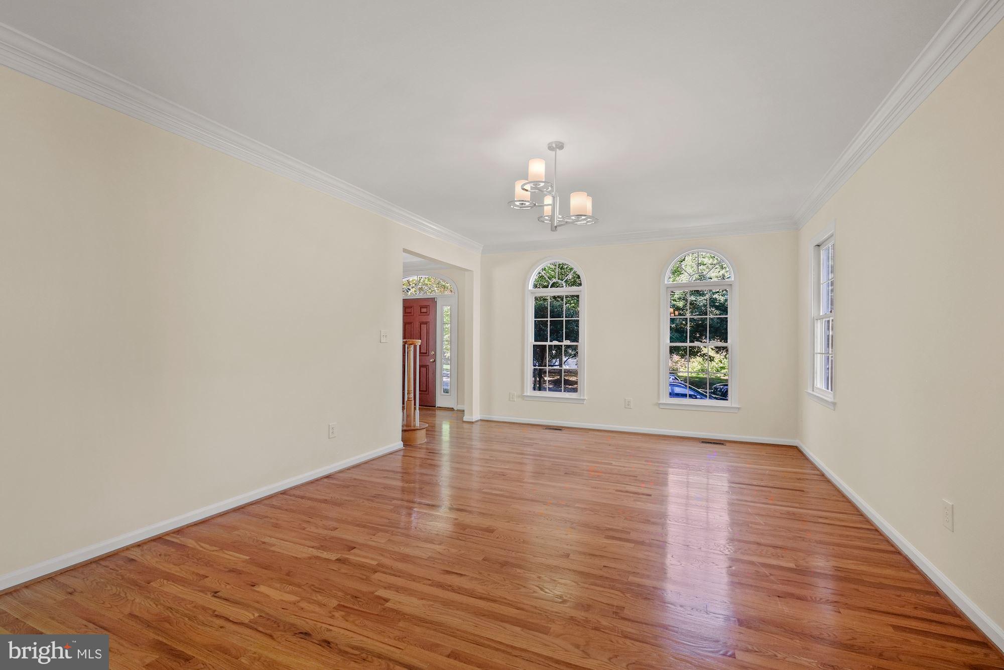 FALLS FARM - Residential