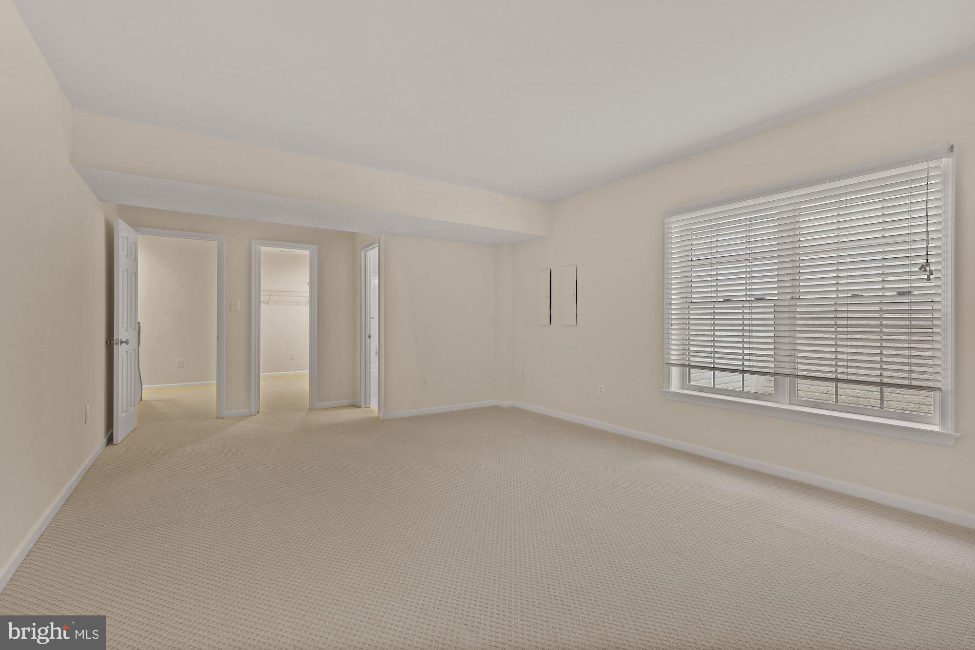 FALLS FARM - Residential