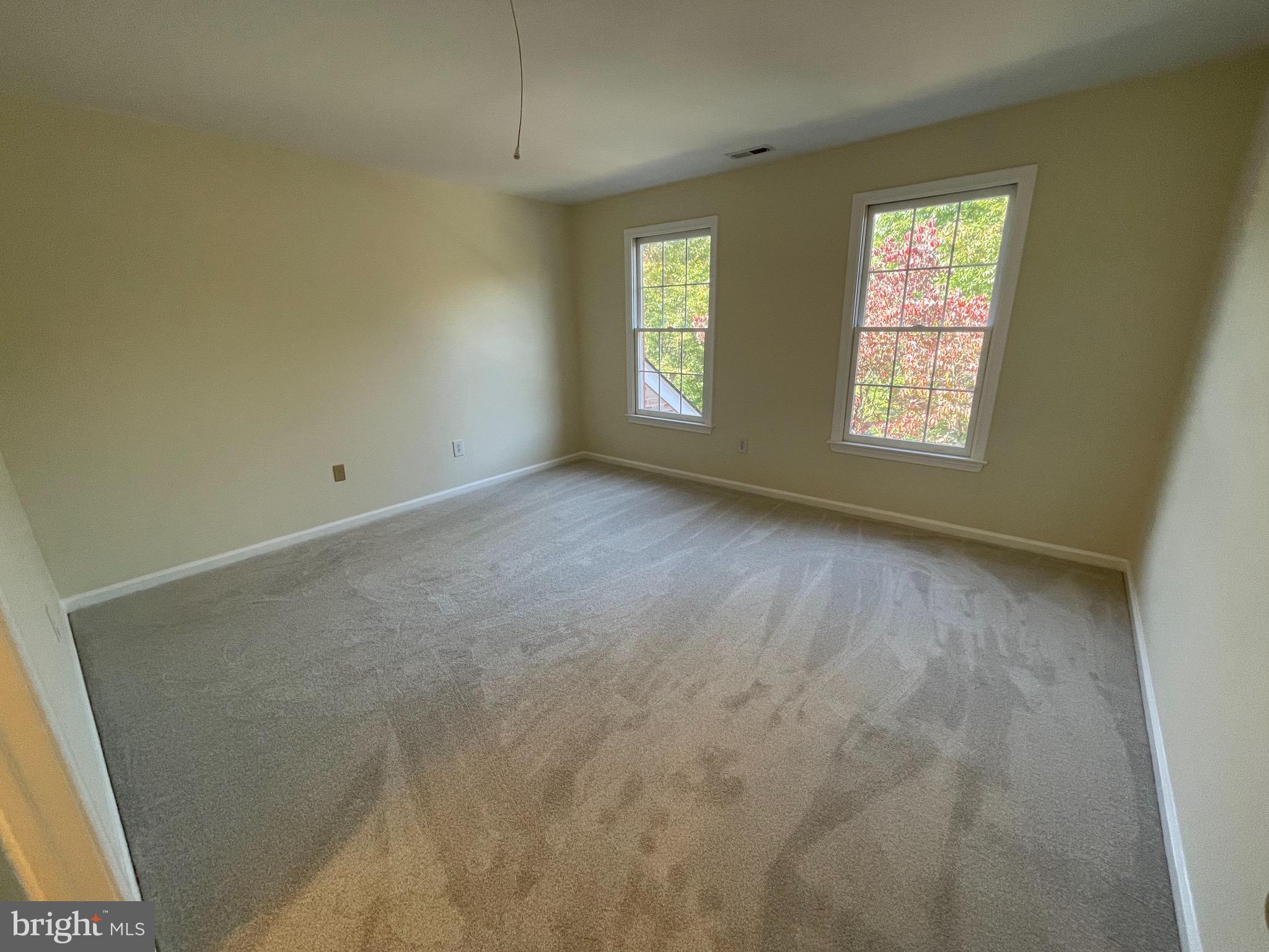 FALLS FARM - Residential