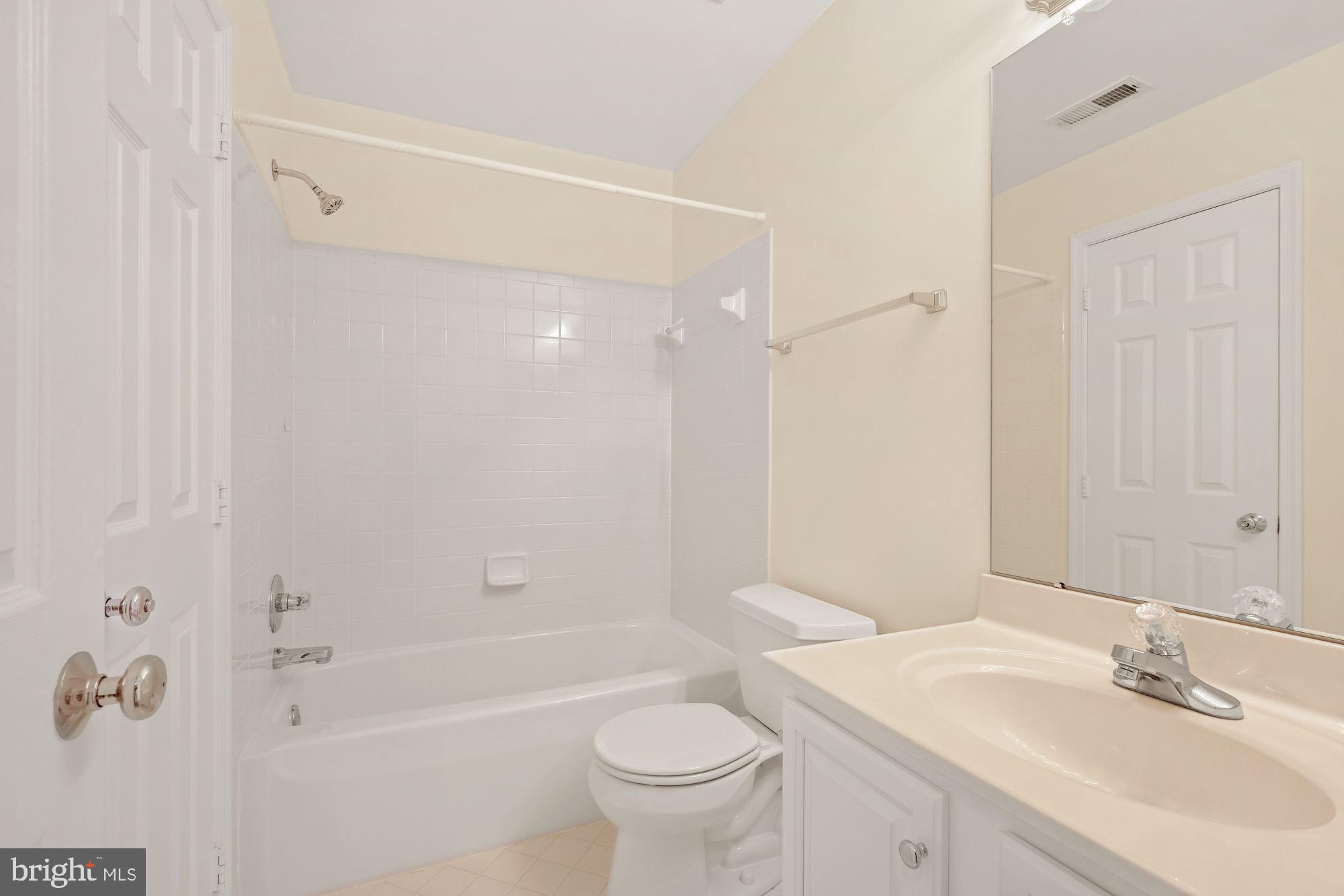 FALLS FARM - Residential