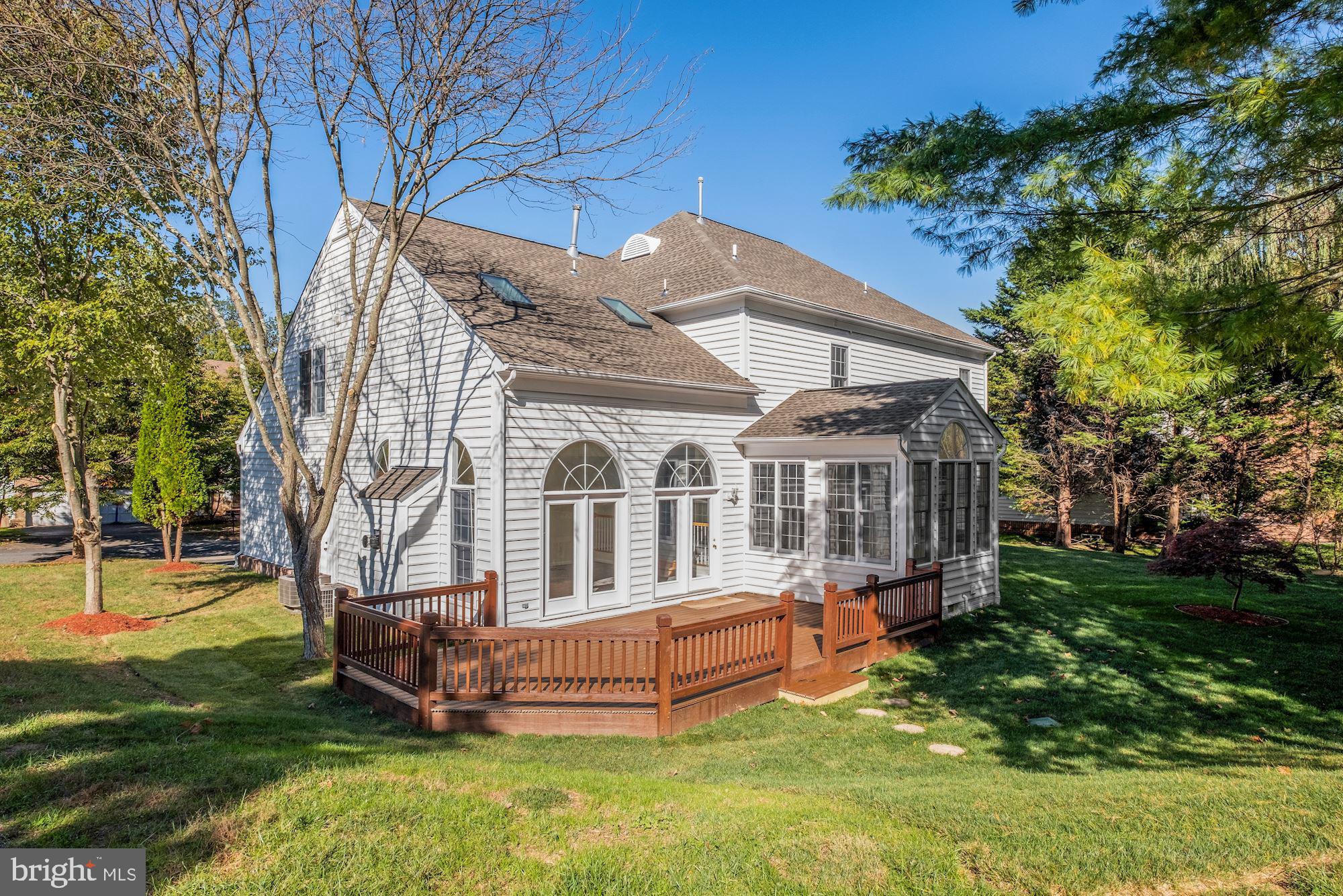 FALLS FARM - Residential