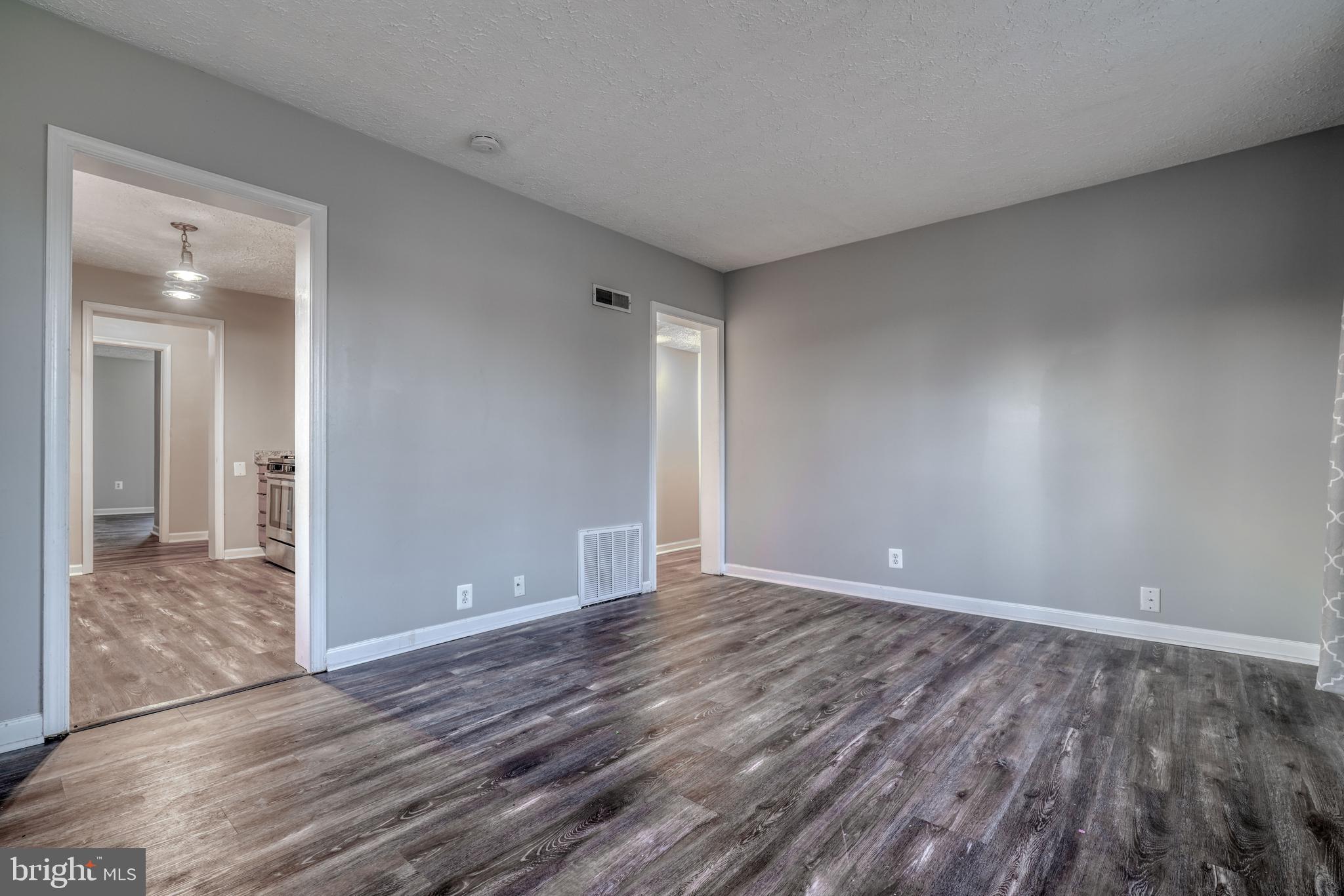 SWAN MEADOWS - Residential