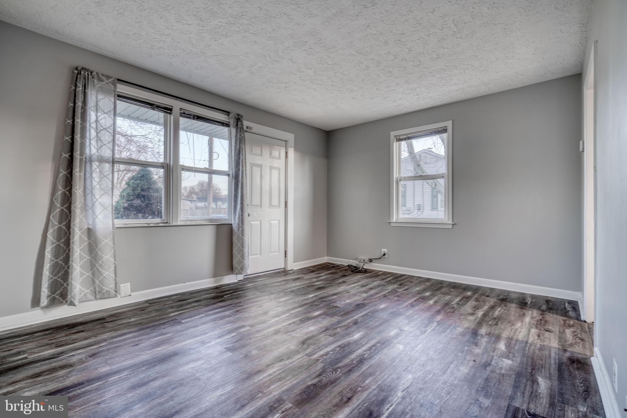 SWAN MEADOWS - Residential