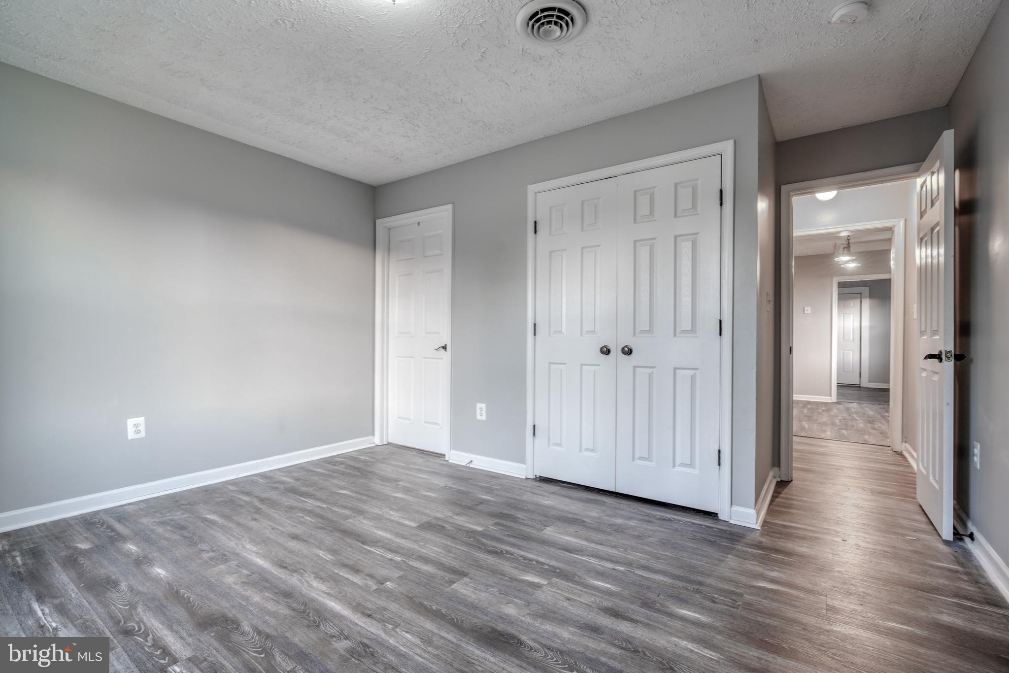 SWAN MEADOWS - Residential