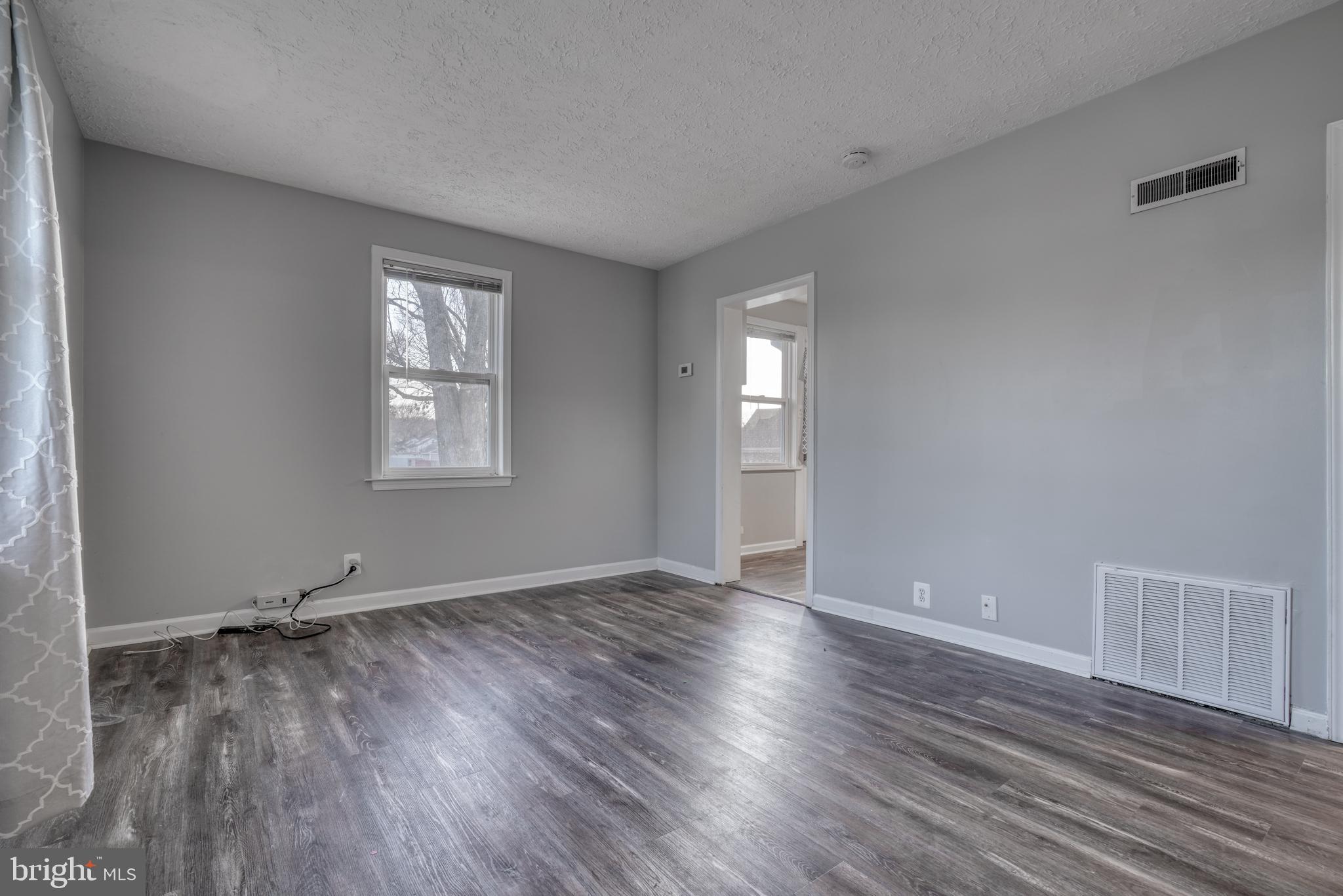 SWAN MEADOWS - Residential