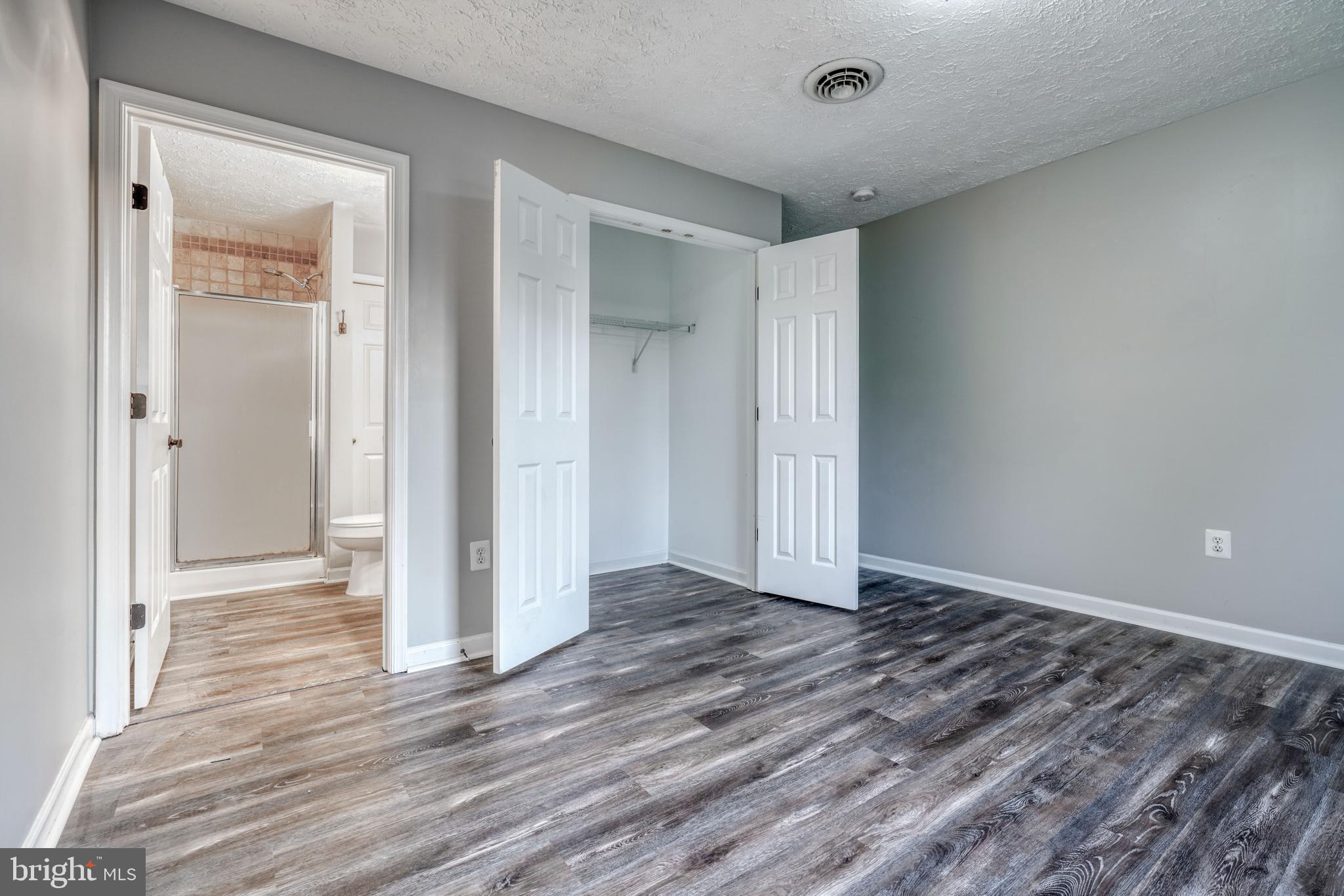 SWAN MEADOWS - Residential