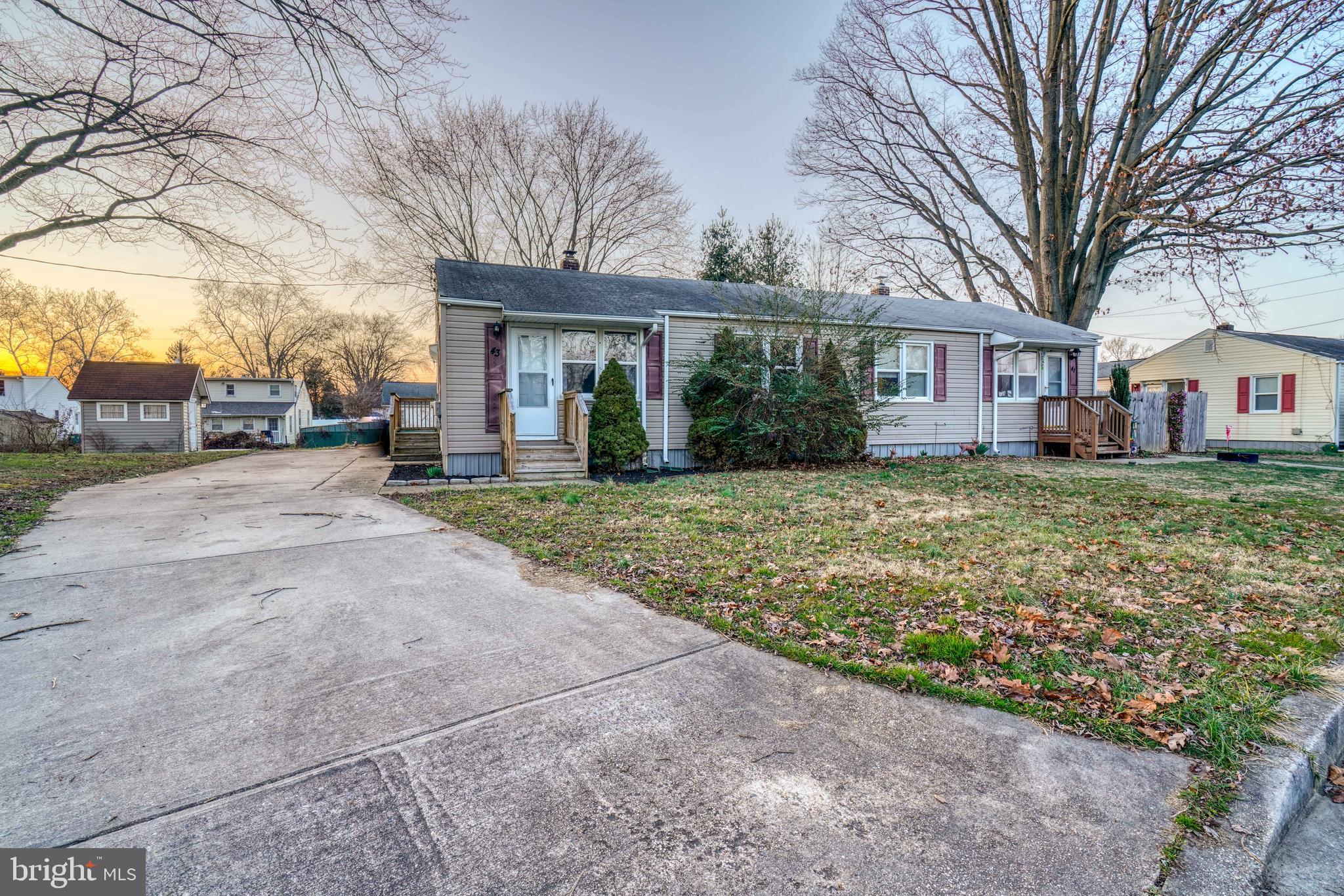 SWAN MEADOWS - Residential