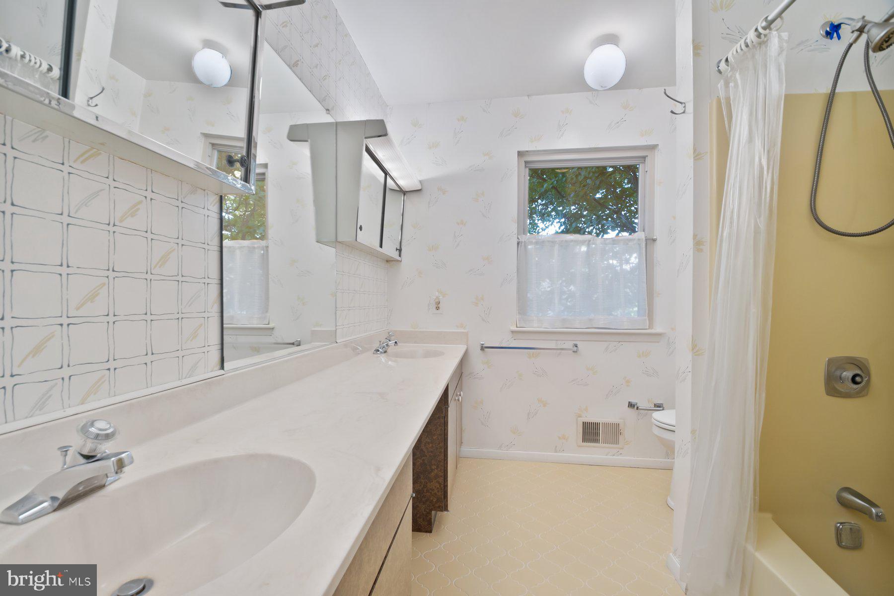 REISTERSTOWN - Residential