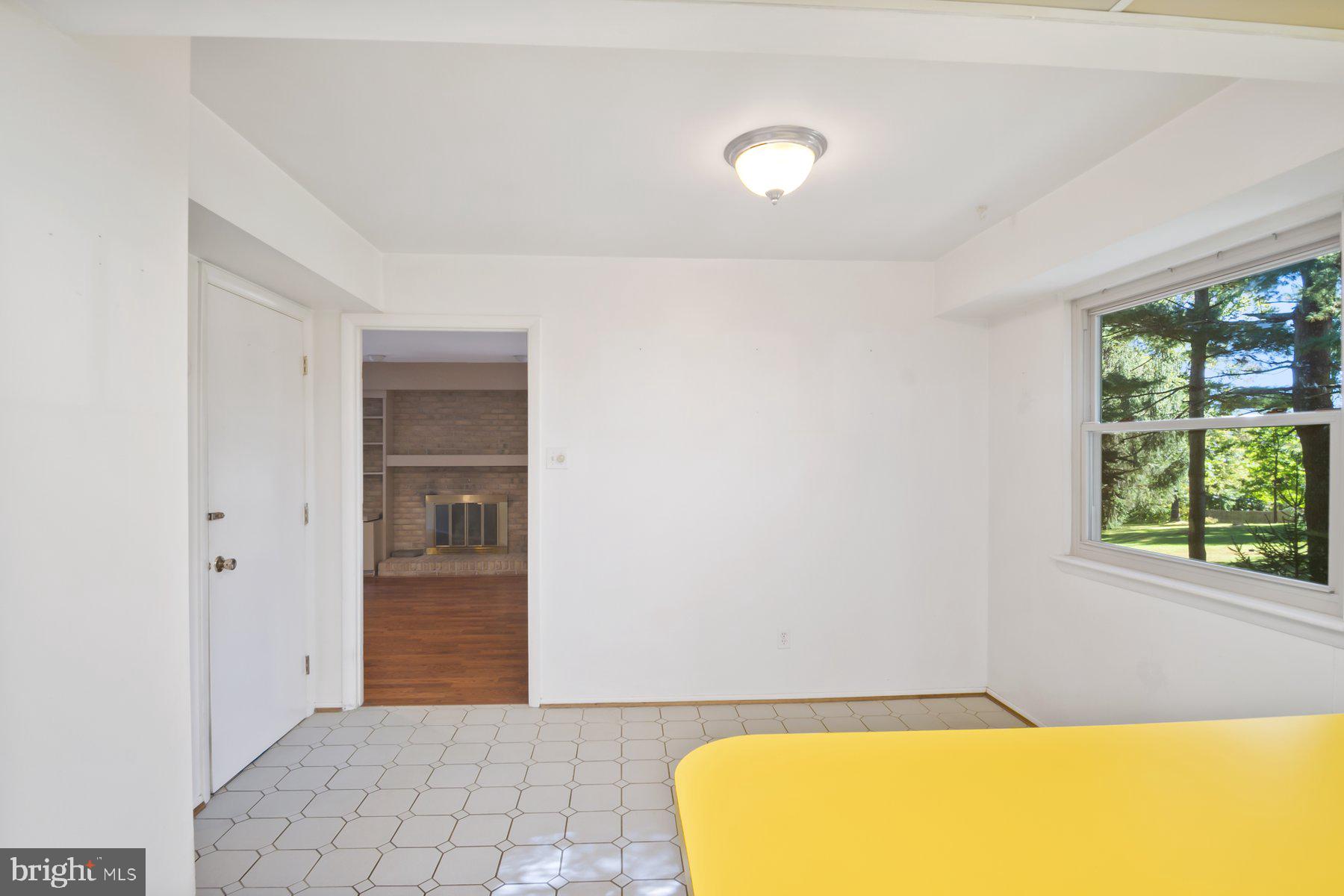 REISTERSTOWN - Residential