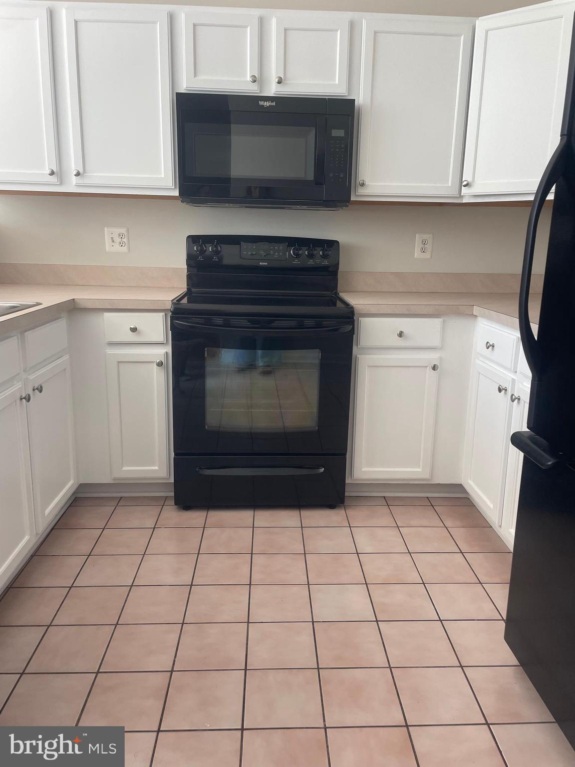 SCOTT'S CROSSING CONDO - Residential Lease