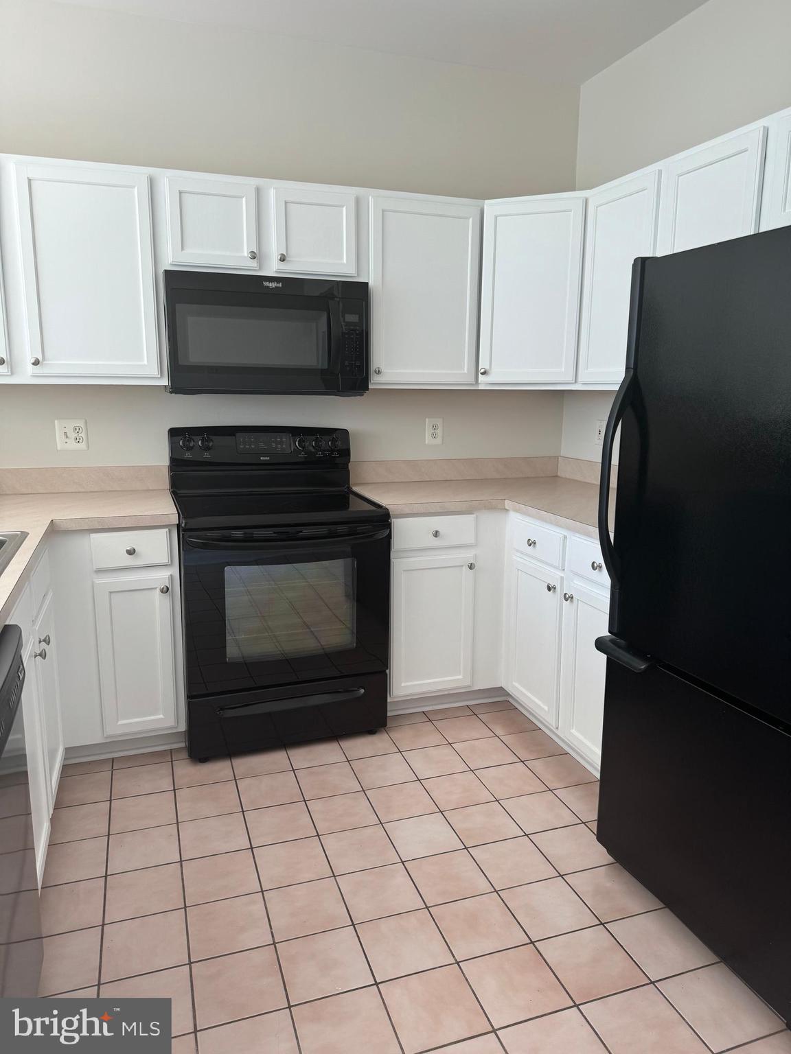 SCOTT'S CROSSING CONDO - Residential Lease