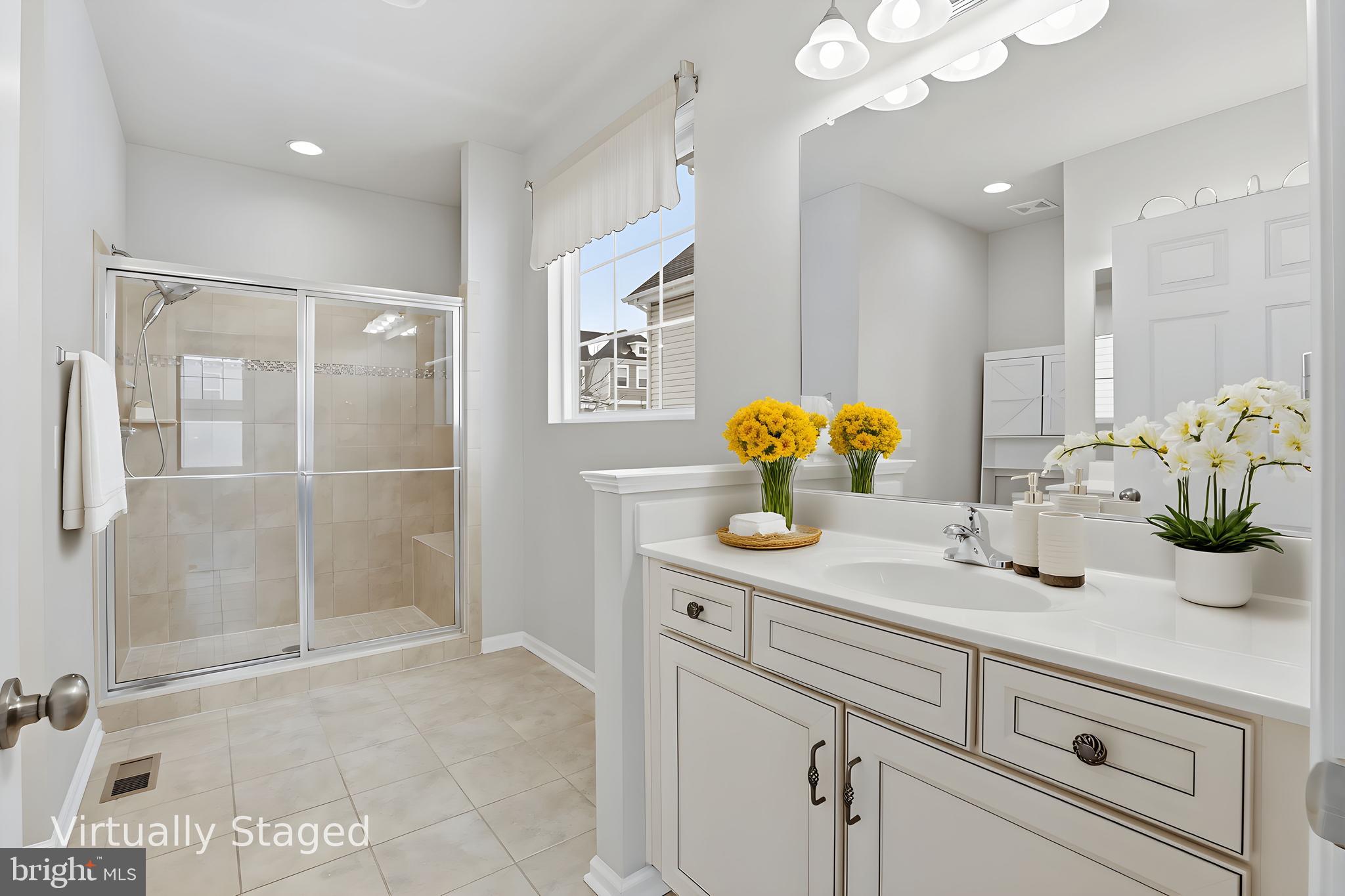 AVENDALE WOODLAND GROVE - Residential Lease