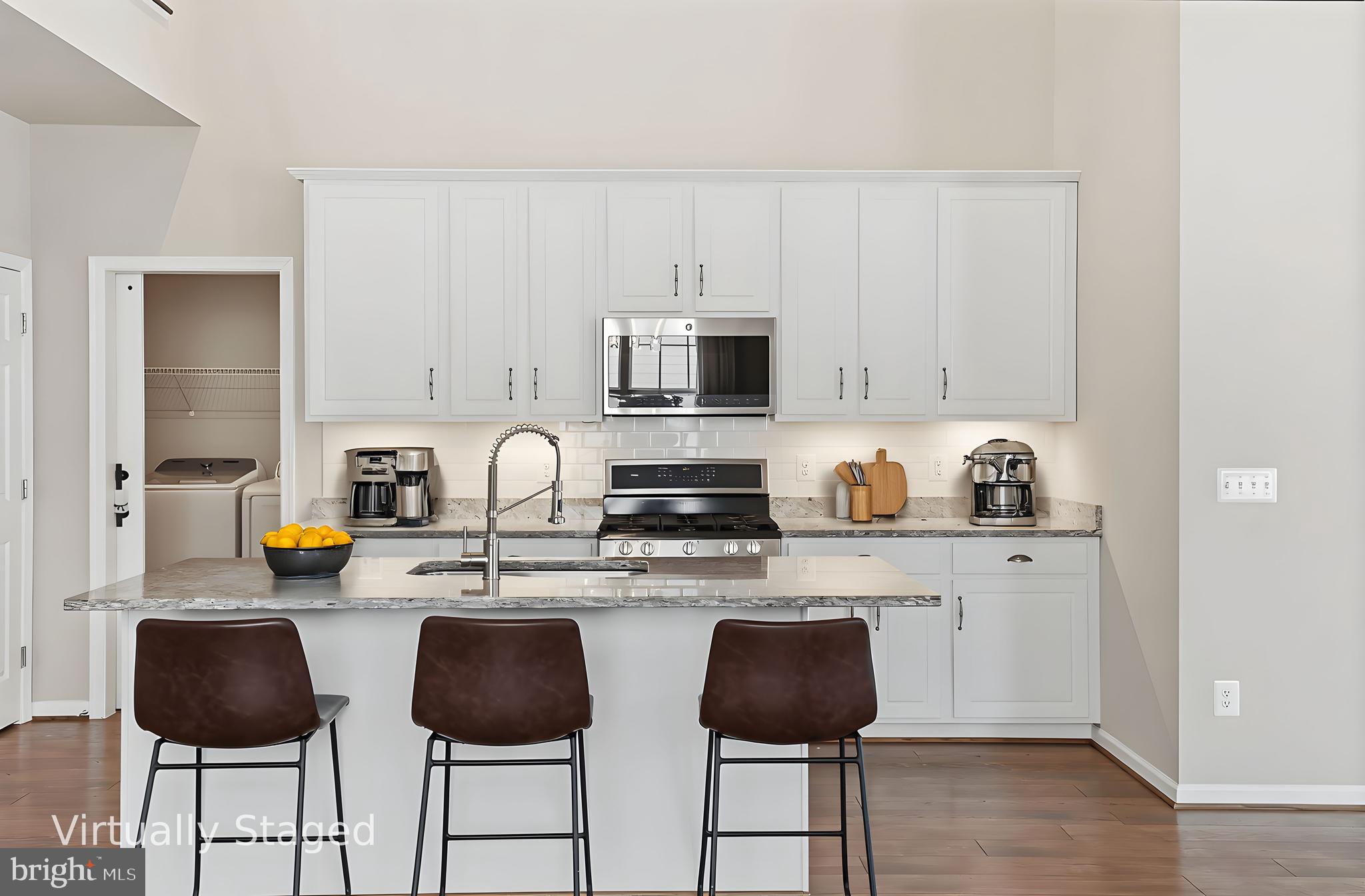 AVENDALE WOODLAND GROVE - Residential Lease