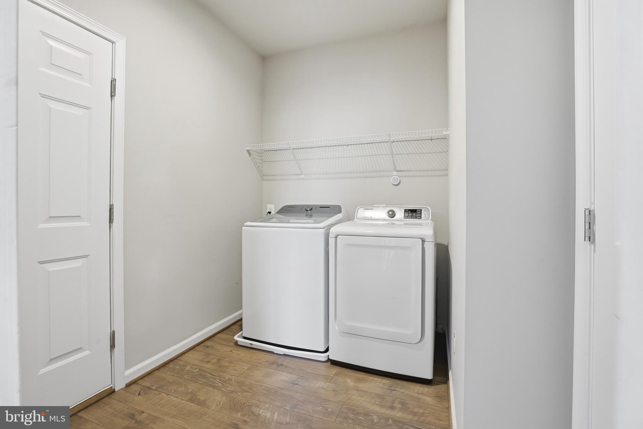 AVENDALE WOODLAND GROVE - Residential Lease