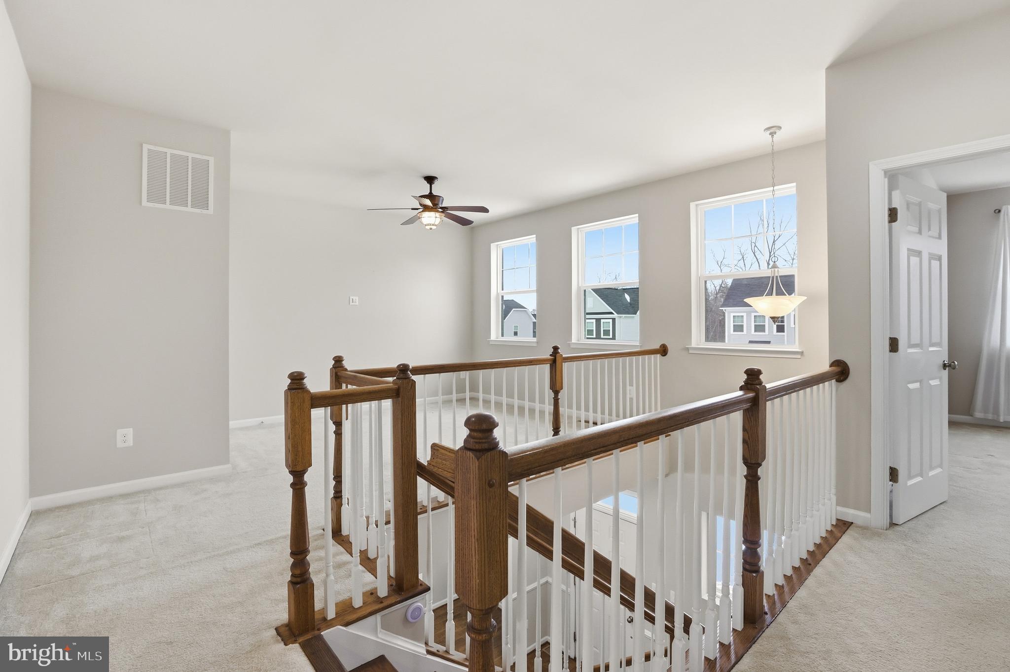 AVENDALE WOODLAND GROVE - Residential Lease