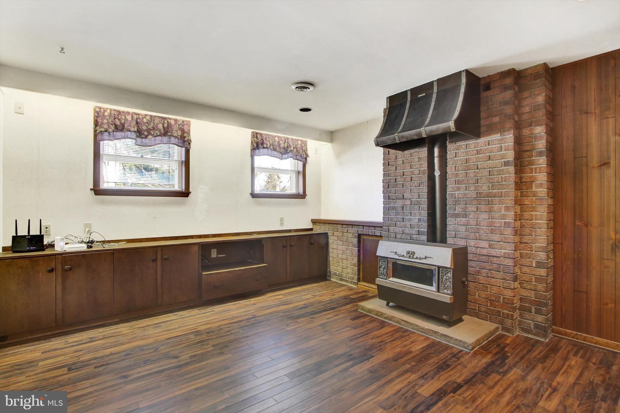 WASHINGTON TWP - Residential