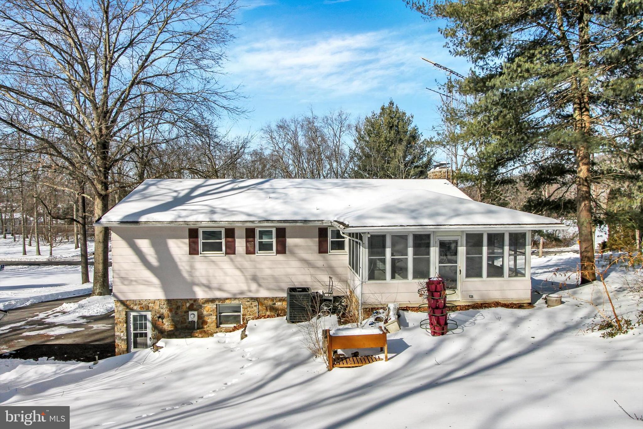 WASHINGTON TWP - Residential