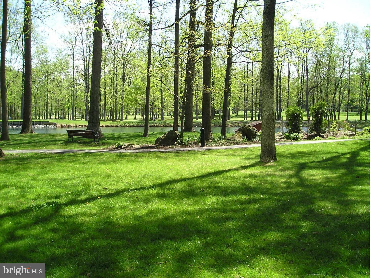 LEISURE WORLD - Residential Lease