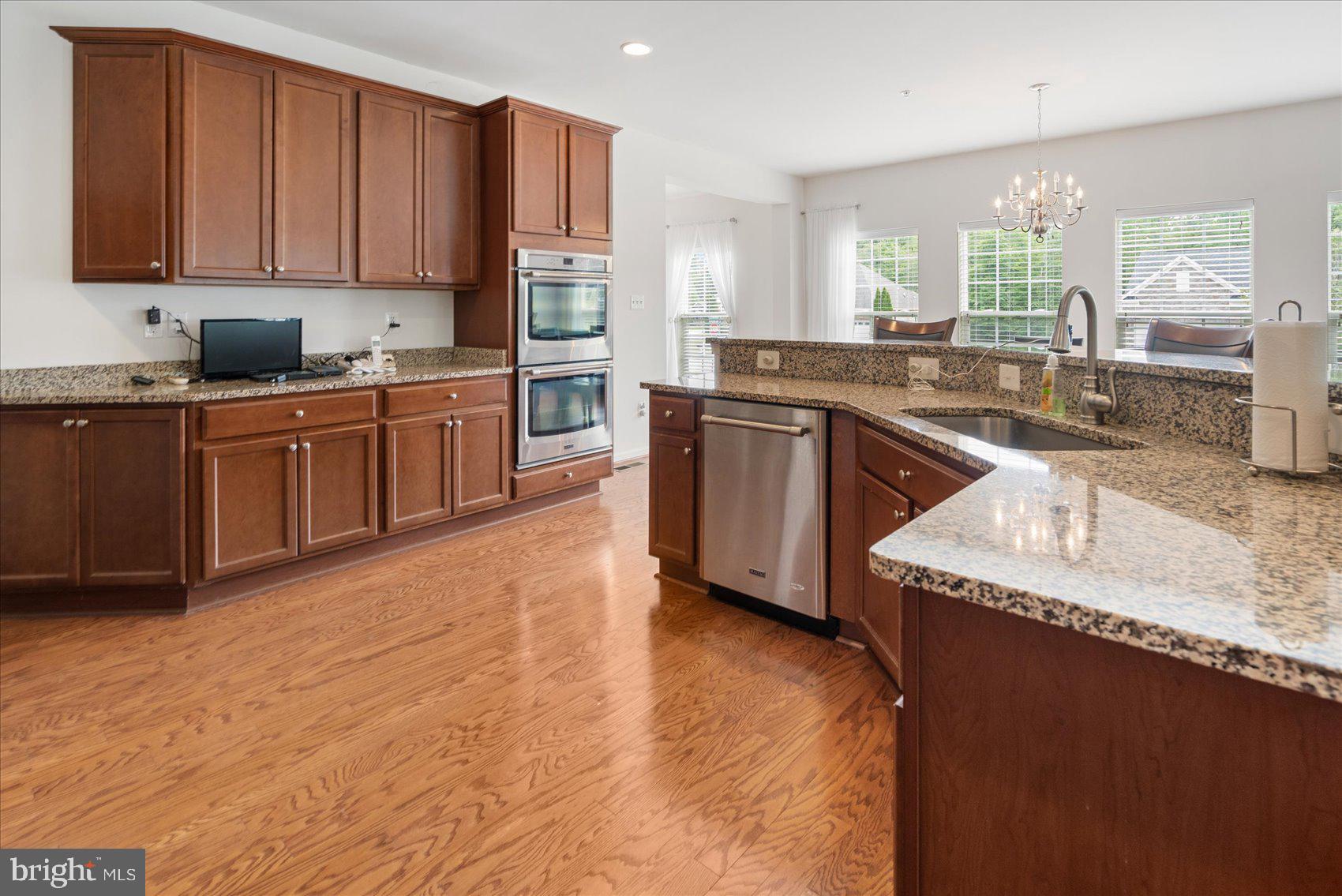 SLOOP COVE LANDING - Residential