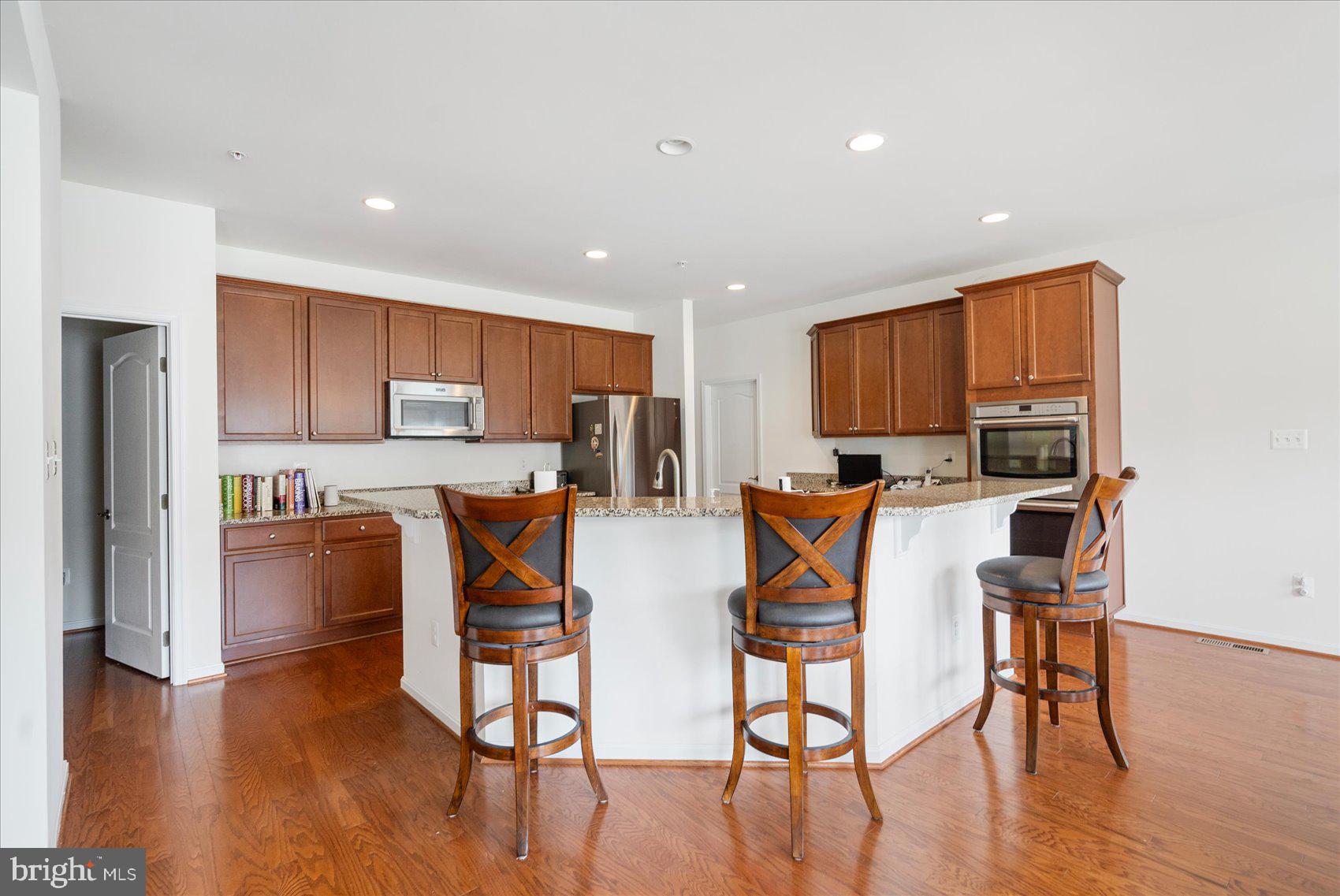 SLOOP COVE LANDING - Residential