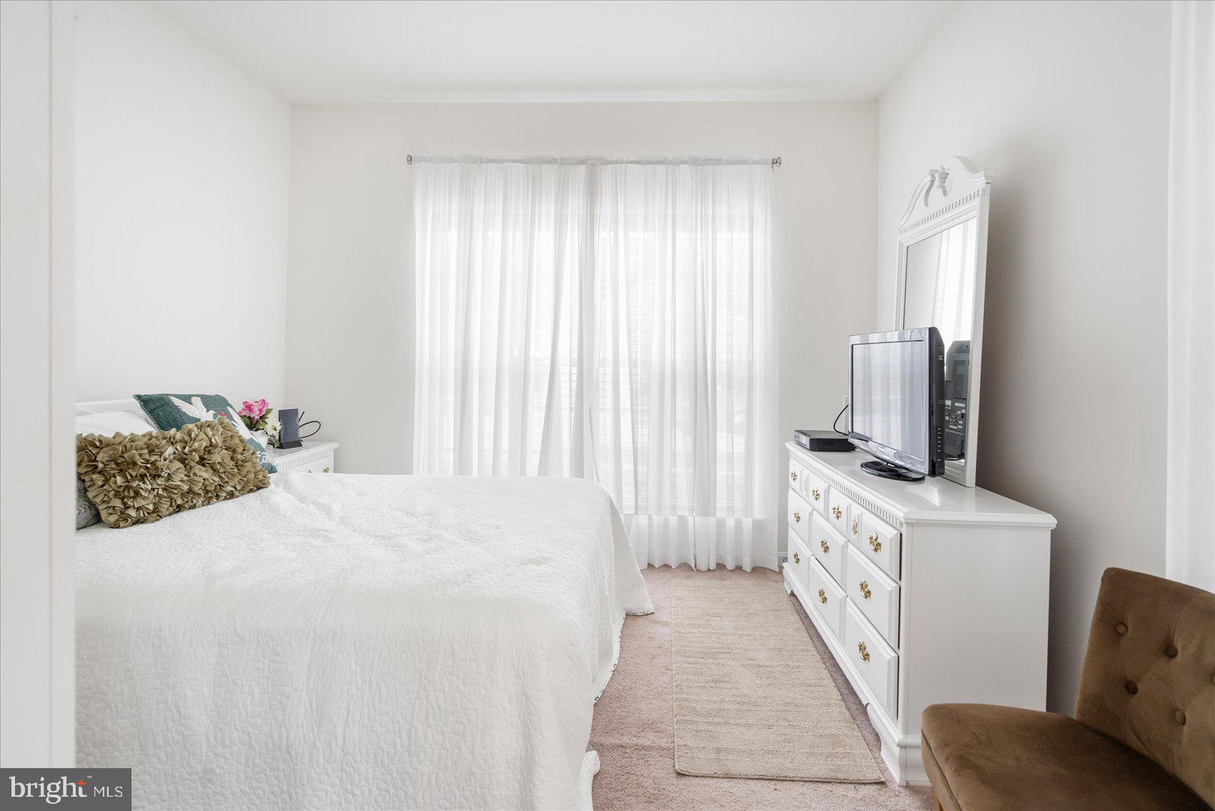 SLOOP COVE LANDING - Residential