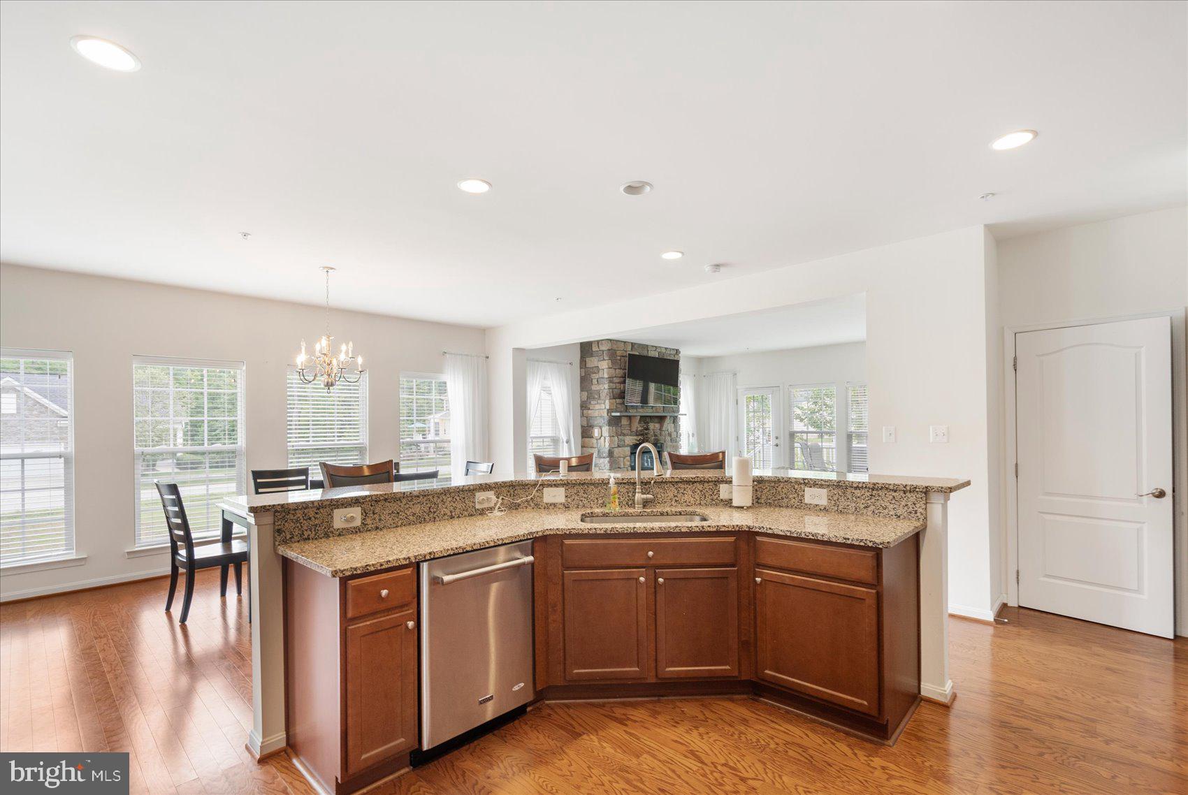 SLOOP COVE LANDING - Residential