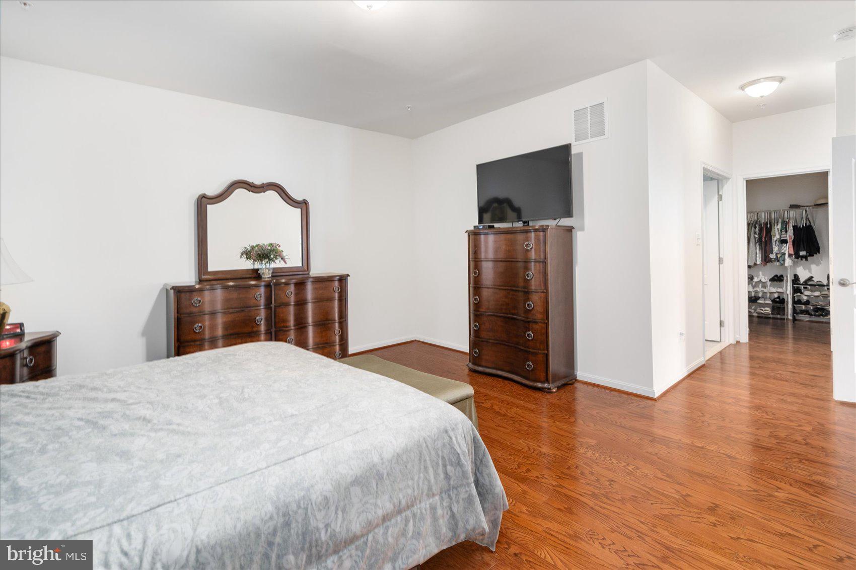 SLOOP COVE LANDING - Residential