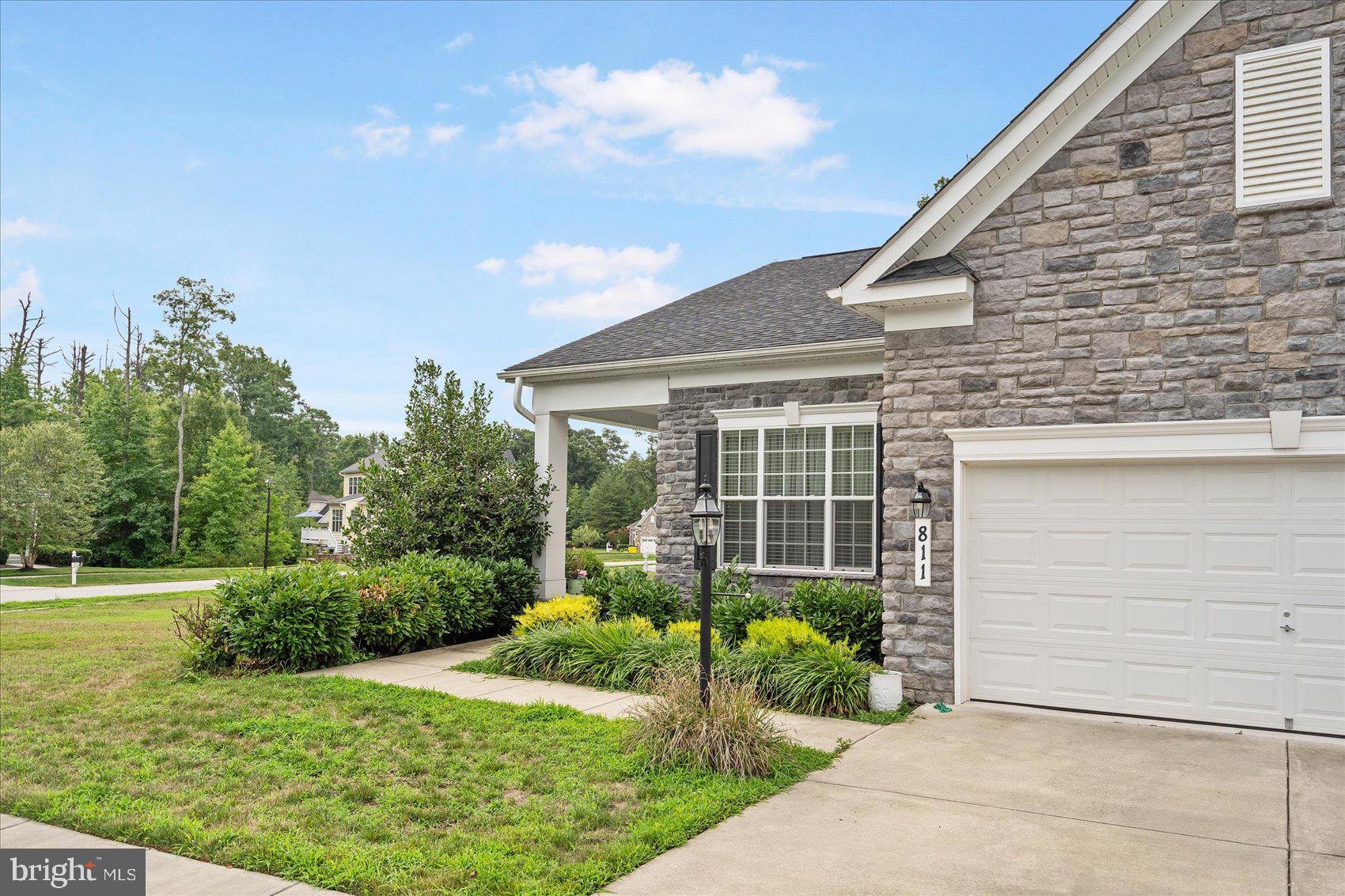 SLOOP COVE LANDING - Residential