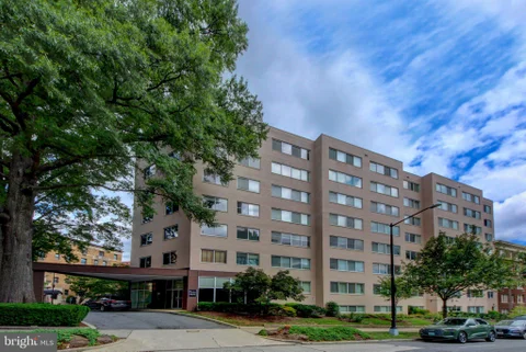 MLS: DCDC2279984