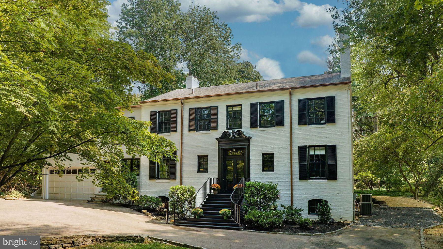 CHESTNUT HILL - Residential