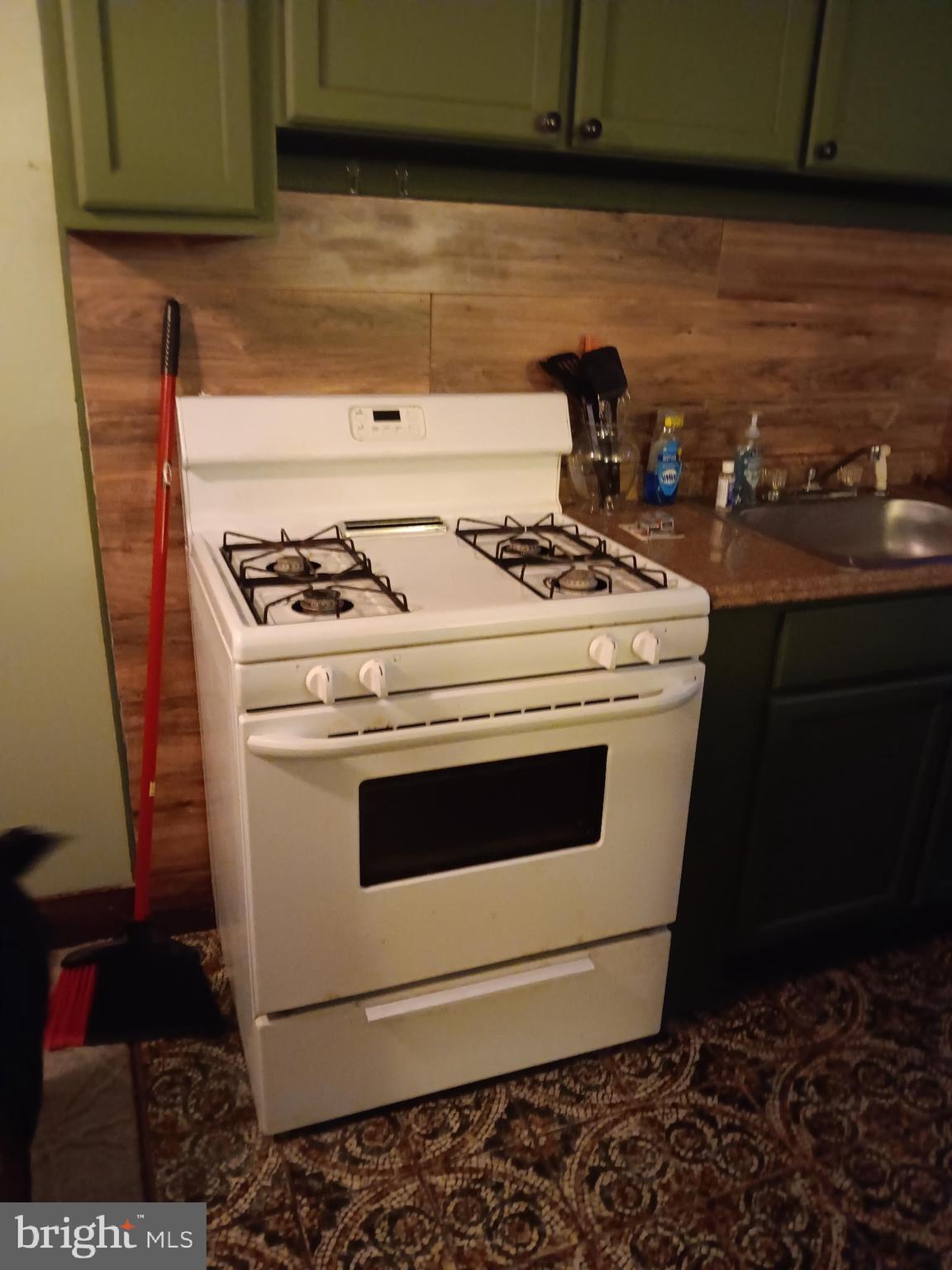 STONEHURST - Residential