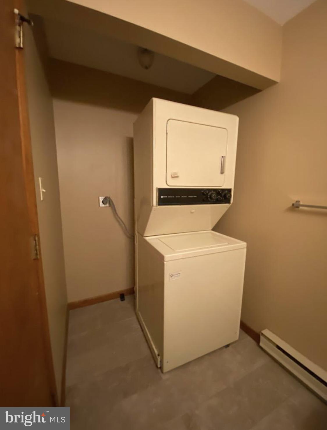 RIVER RIDGE SUBDIVISION - Residential Lease