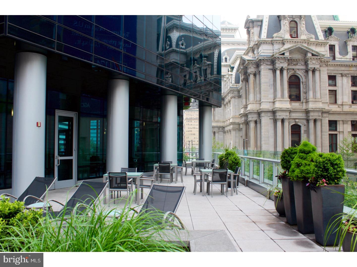 AVENUE OF THE ARTS - Residential