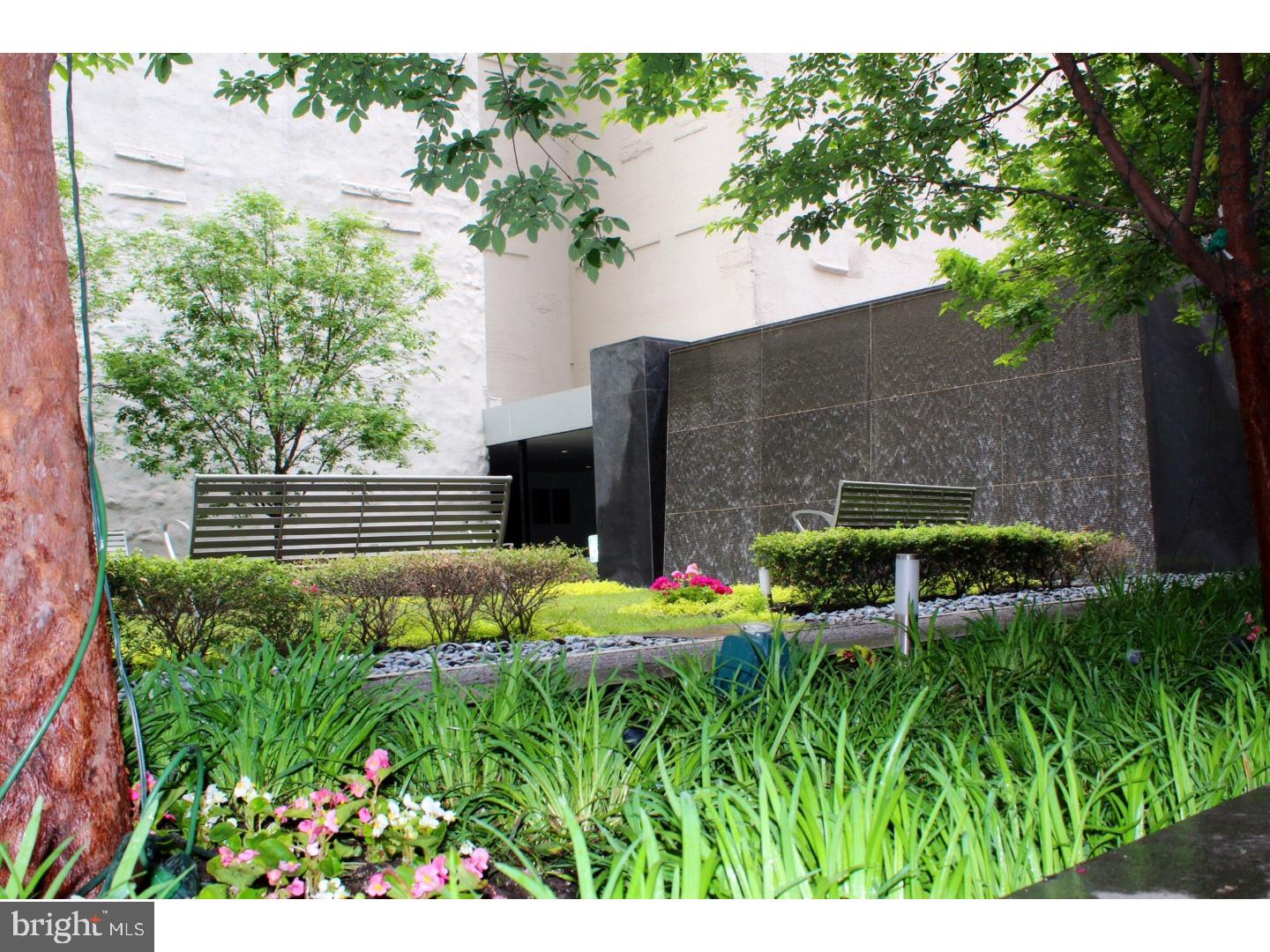 AVENUE OF THE ARTS - Residential