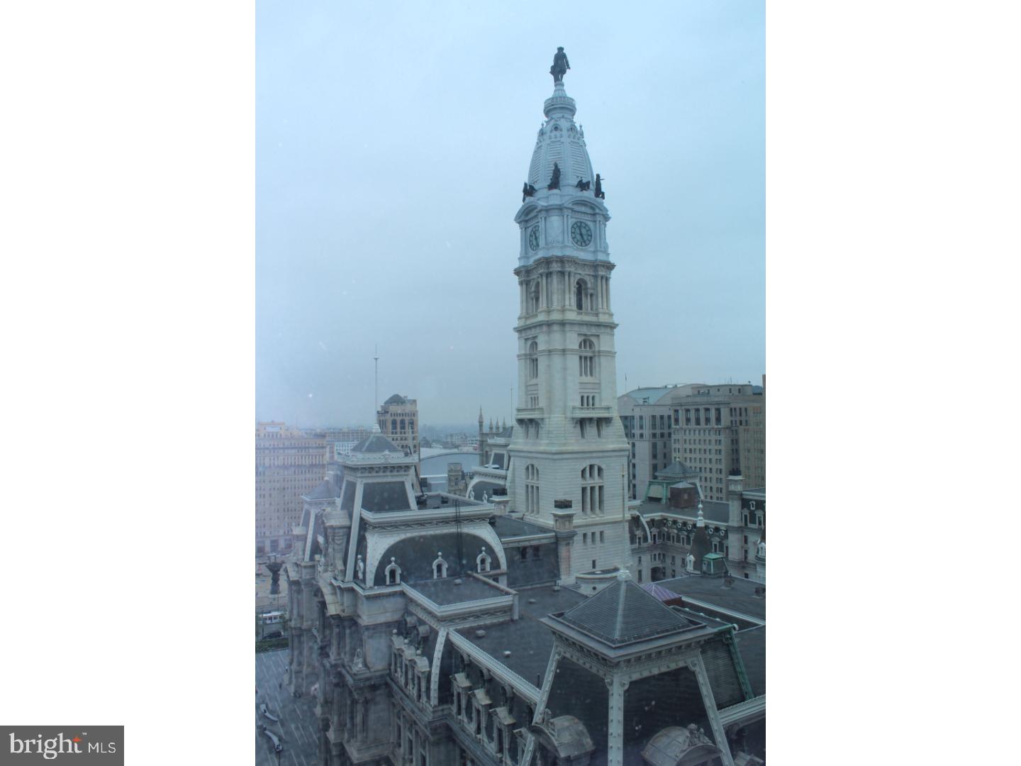 AVENUE OF THE ARTS - Residential