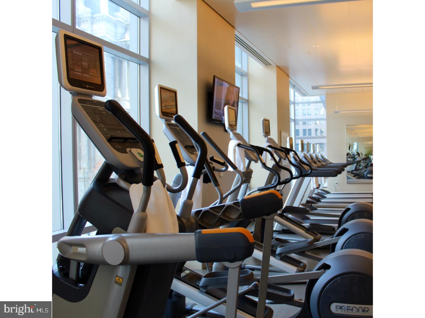 AVENUE OF THE ARTS - Residential