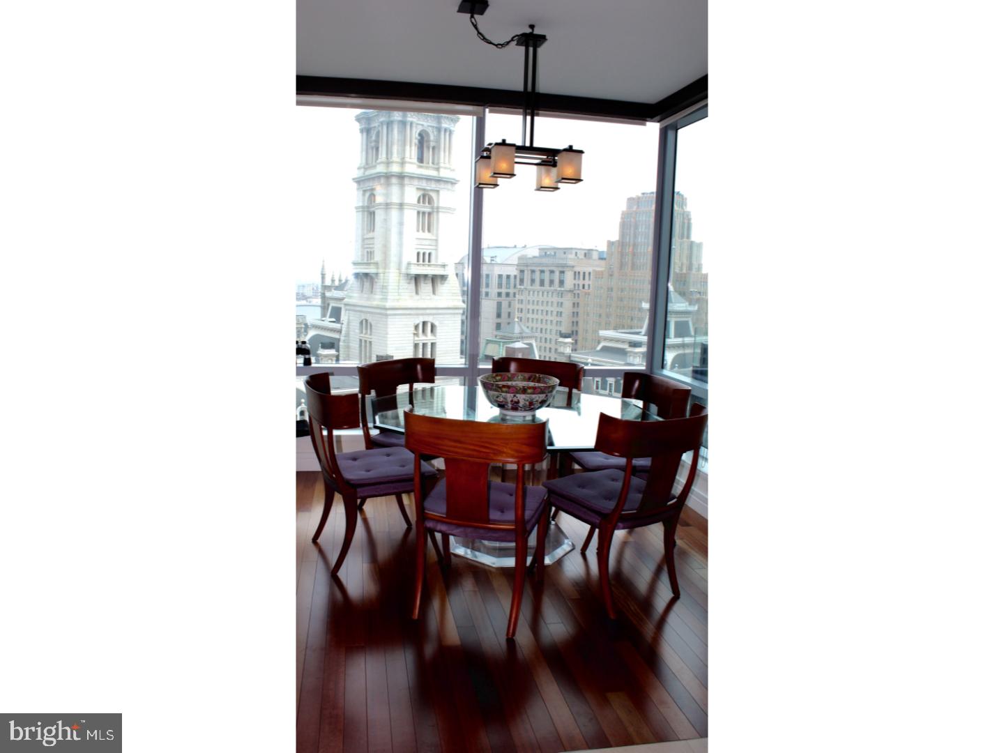 AVENUE OF THE ARTS - Residential