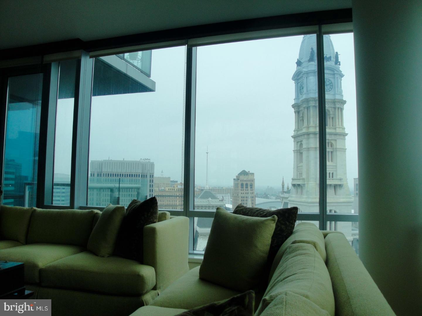 AVENUE OF THE ARTS - Residential