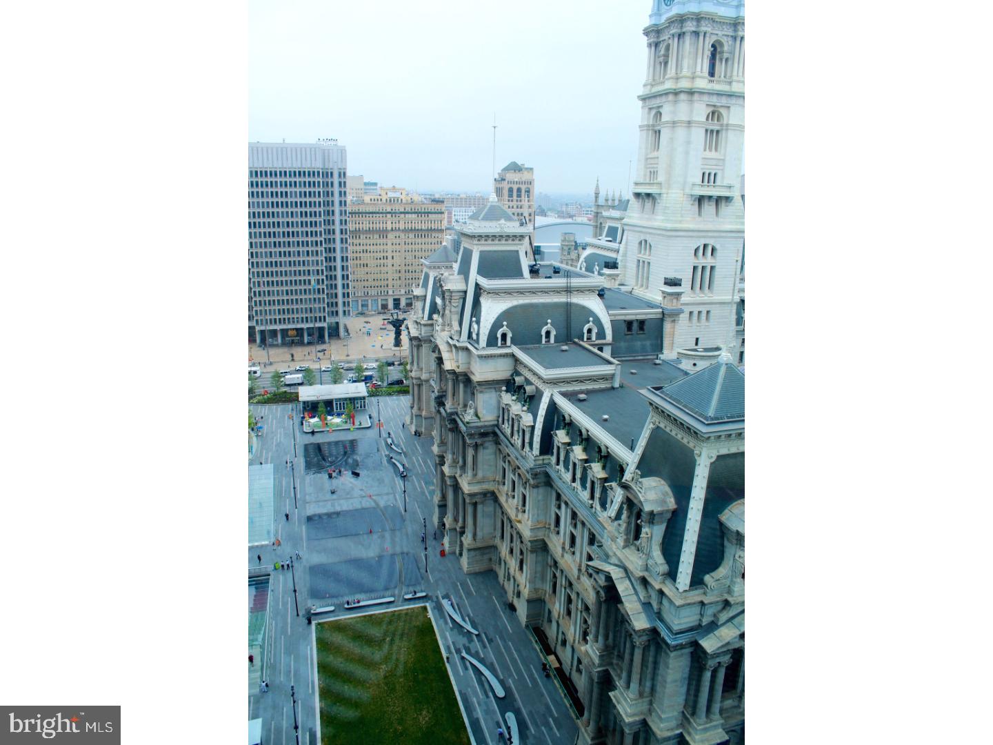 AVENUE OF THE ARTS - Residential