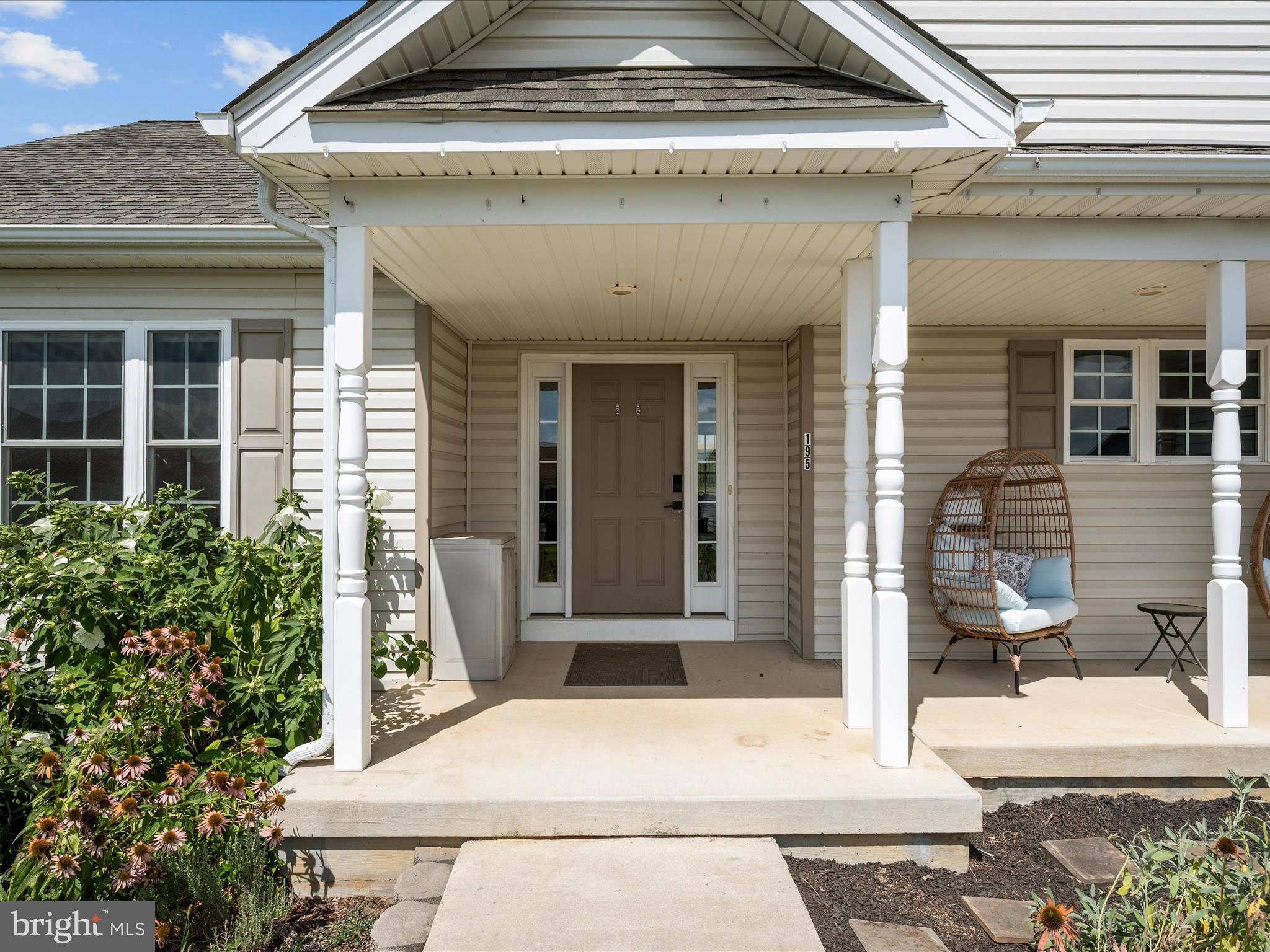 195 DUCKWOODS LANE