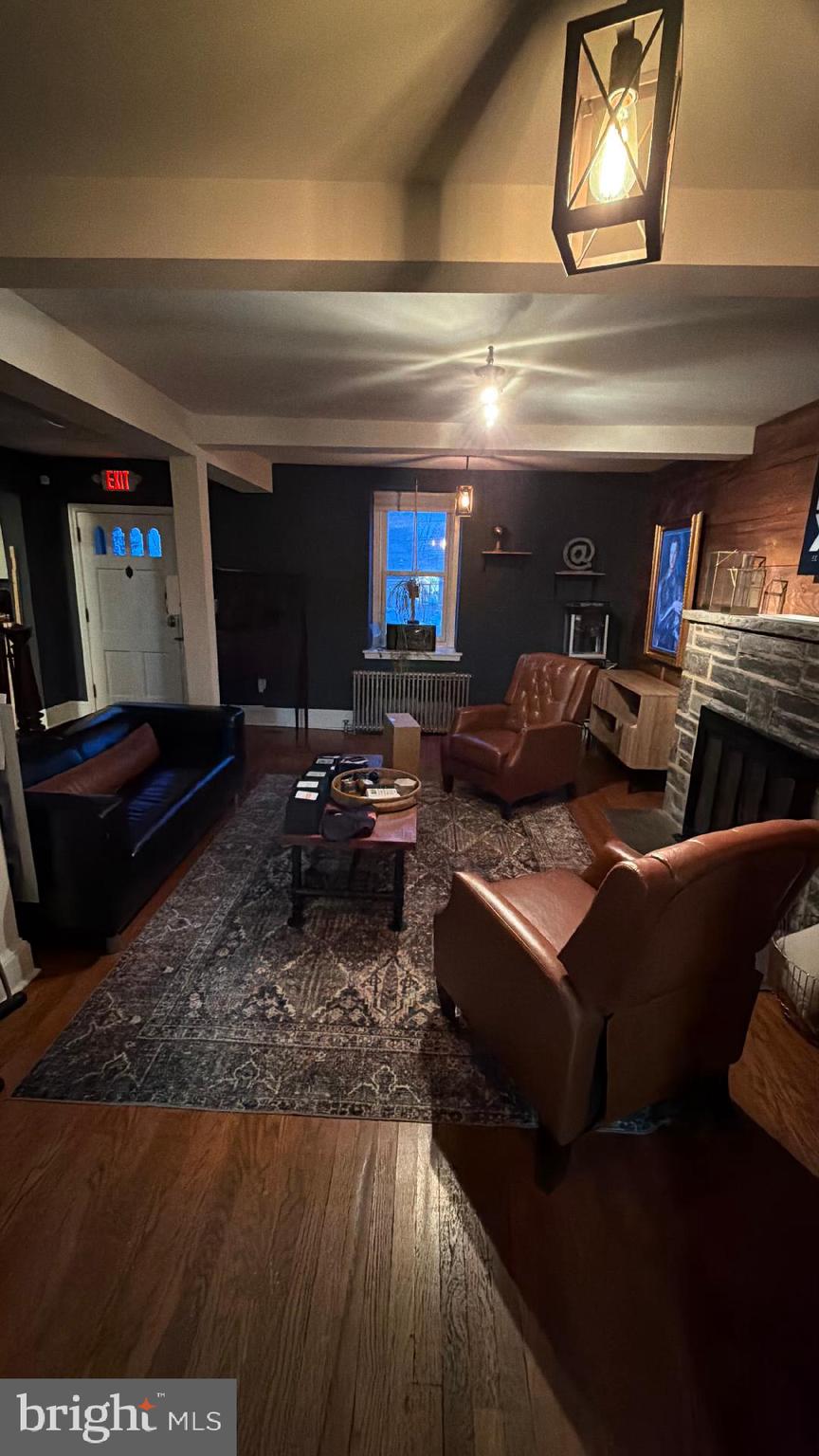 676 W GERMANTOWN PIKE