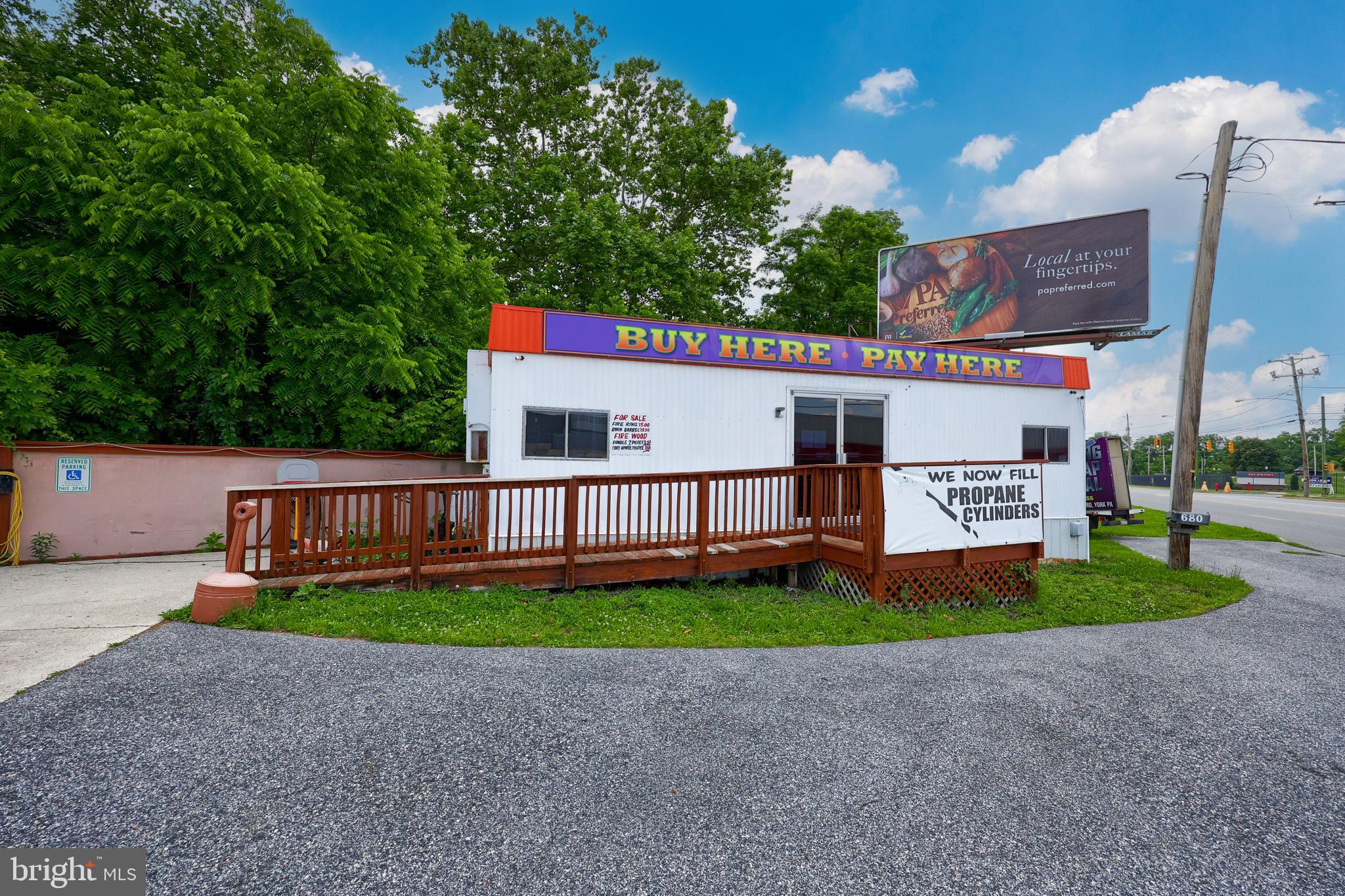 Ready for use! Turn key car sales operation with office space. Situated in a prime location - high traffic area surrounded by national businesses. Just minutes to I-83.