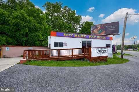 Photo of 678 - 682 S Richland Avenue, YORK, PA 17403 (MLS # PAYK2083940)
