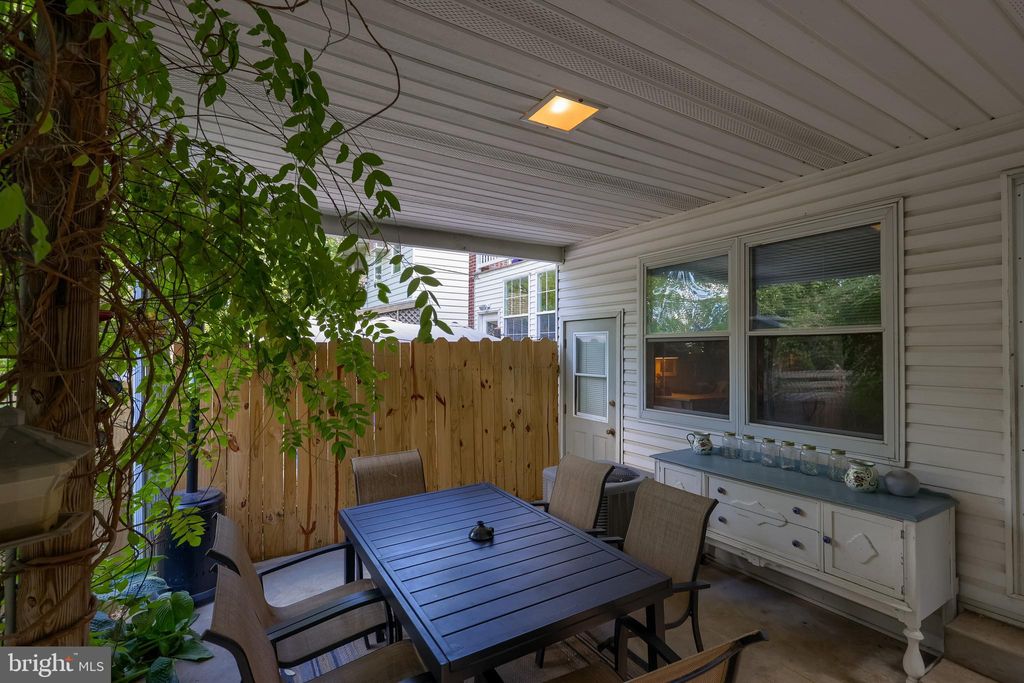 Photo of 1637 Monroe Street, YORK, PA 17404 (MLS # PAYK2089284)