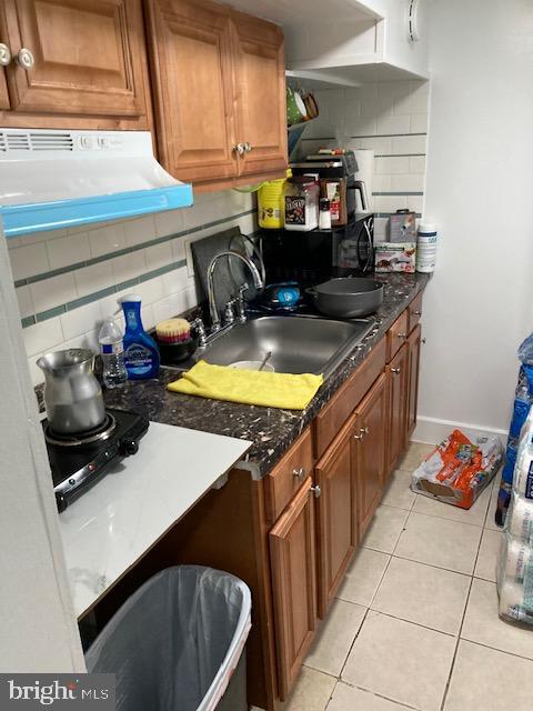 CONNECTICUT AVENUE ESTATES - Residential Income