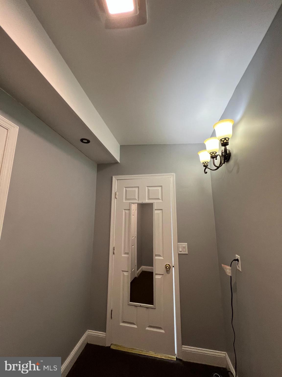 CONNECTICUT AVENUE ESTATES - Residential Income